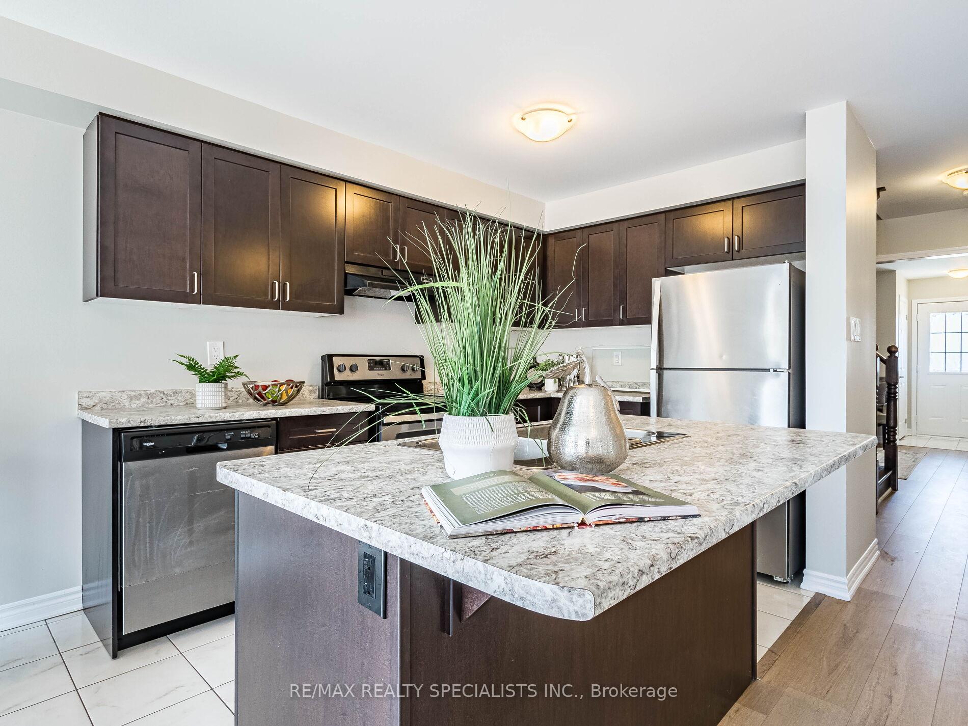 Photo 26 of 55 Rockbrook Trail, Brampton, Northwest Brampton — HOMEH