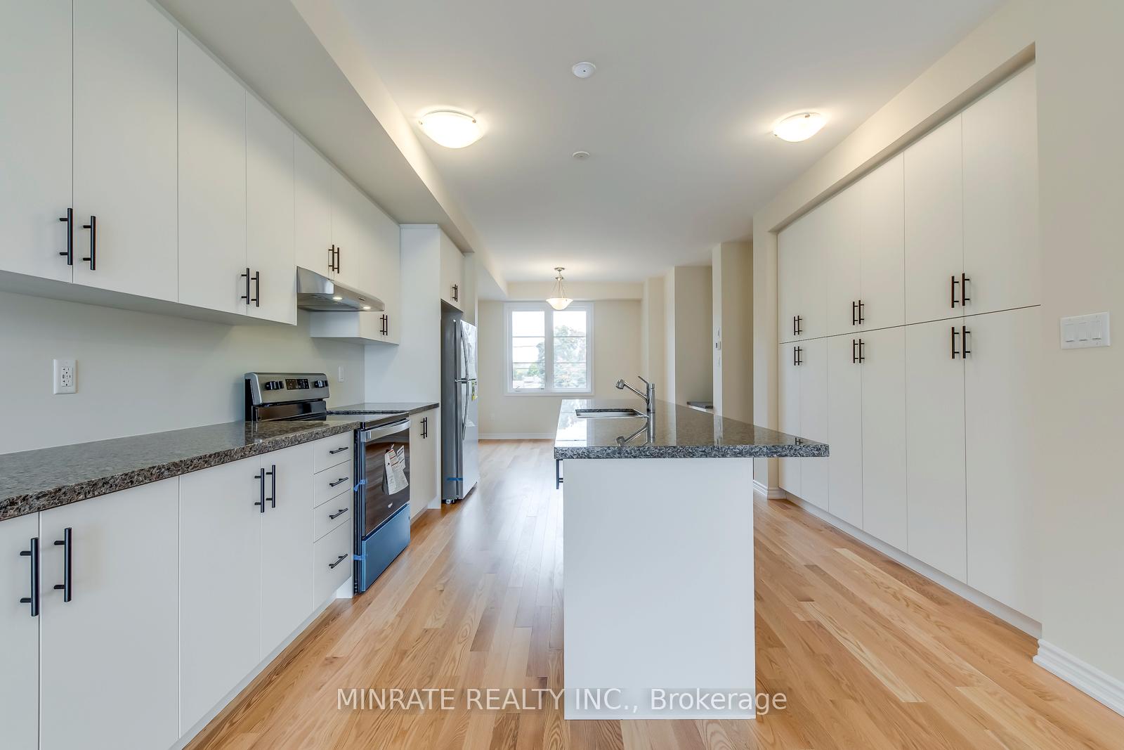 Photo 6 of 2086 Fairmont Common, Burlington, Tyandaga — HOMEH