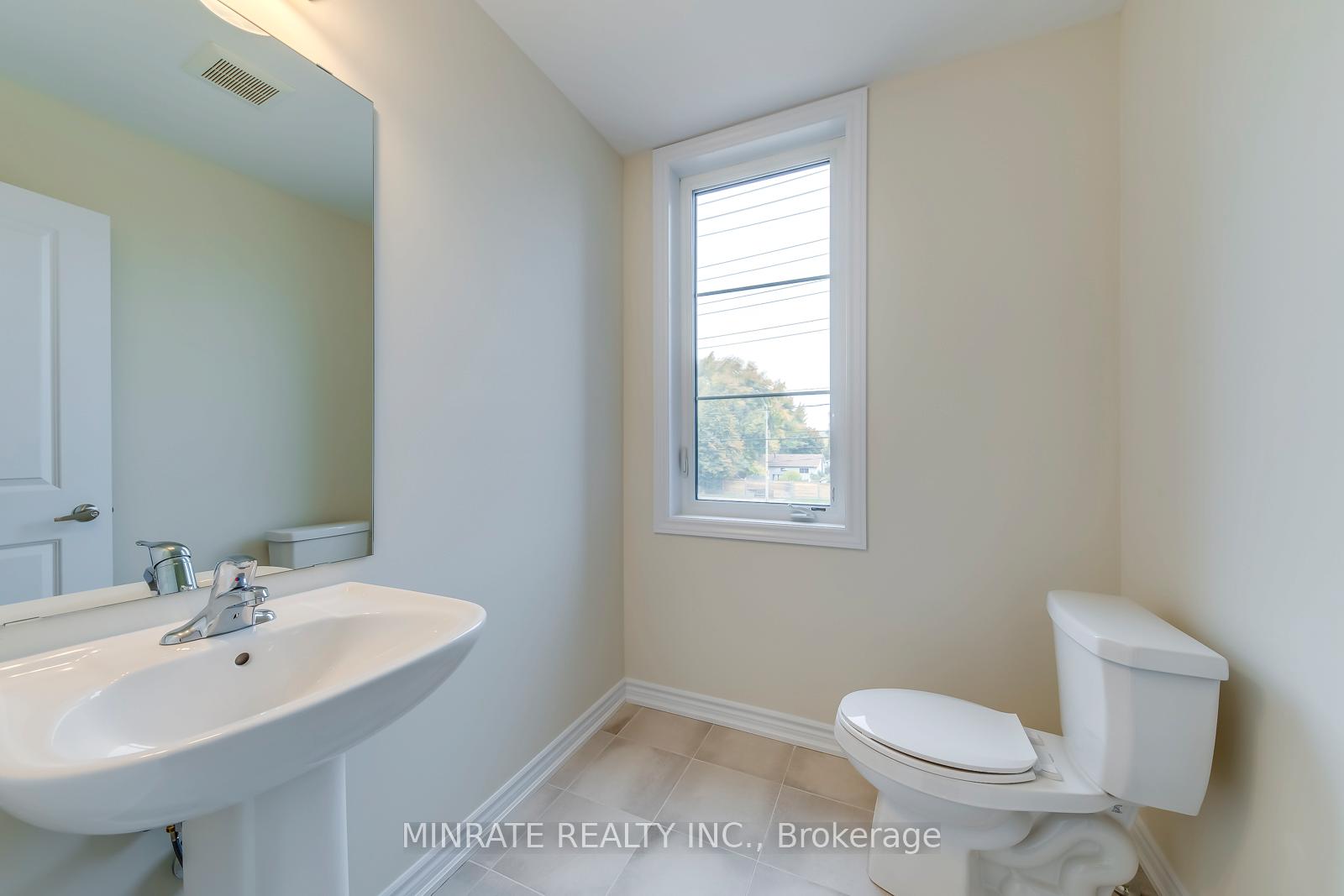 Photo 12 of 2086 Fairmont Common, Burlington, Tyandaga — HOMEH