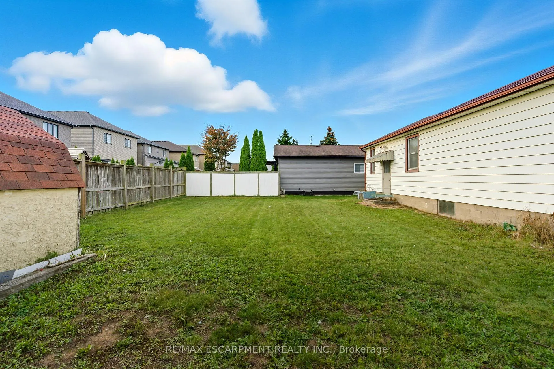 Photo 33 of 18 Second Road, Hamilton, Stoney Creek Mountain — HOMEH