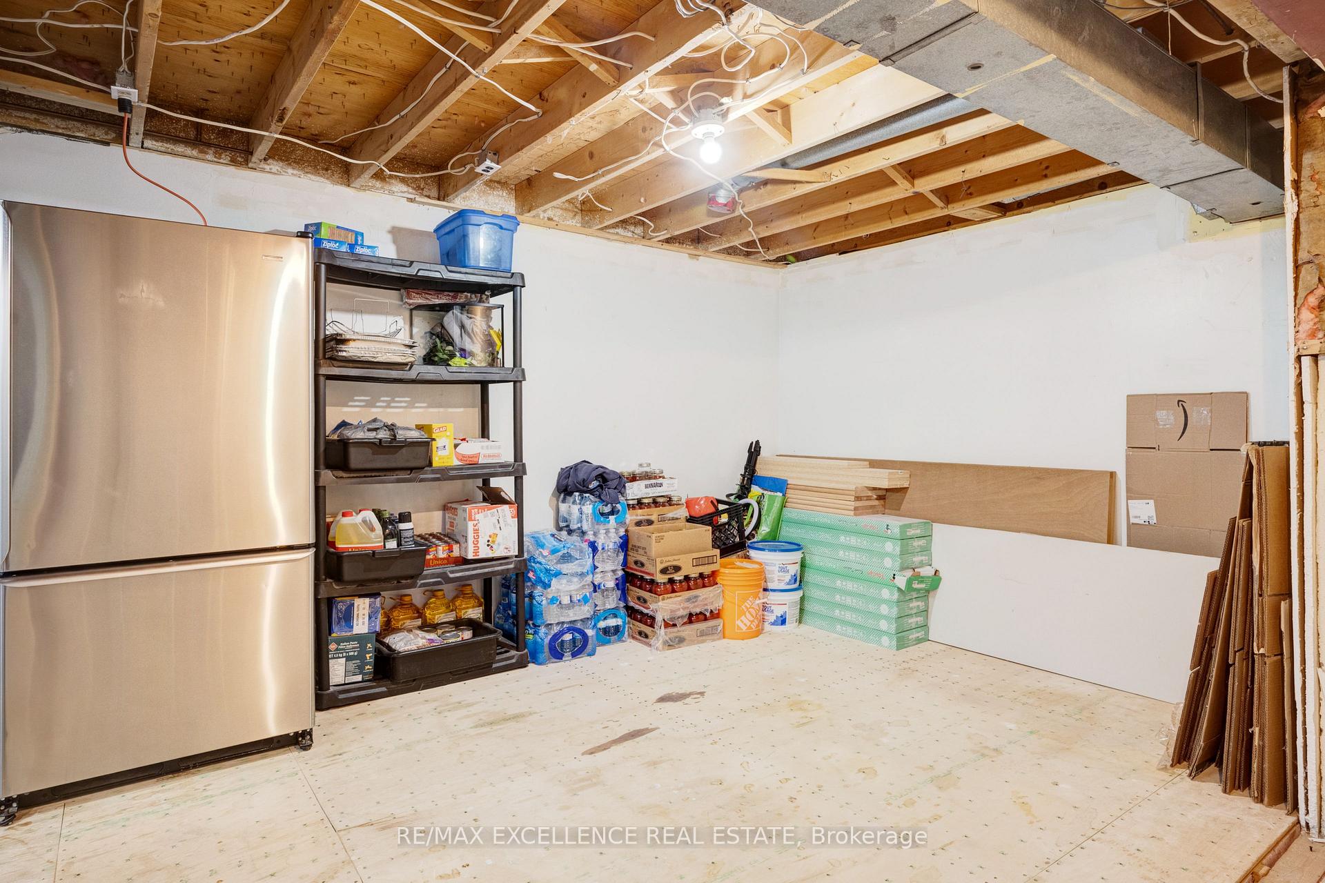 Photo 20 of 18 Carter Drive, Brampton, Brampton North — HOMEH