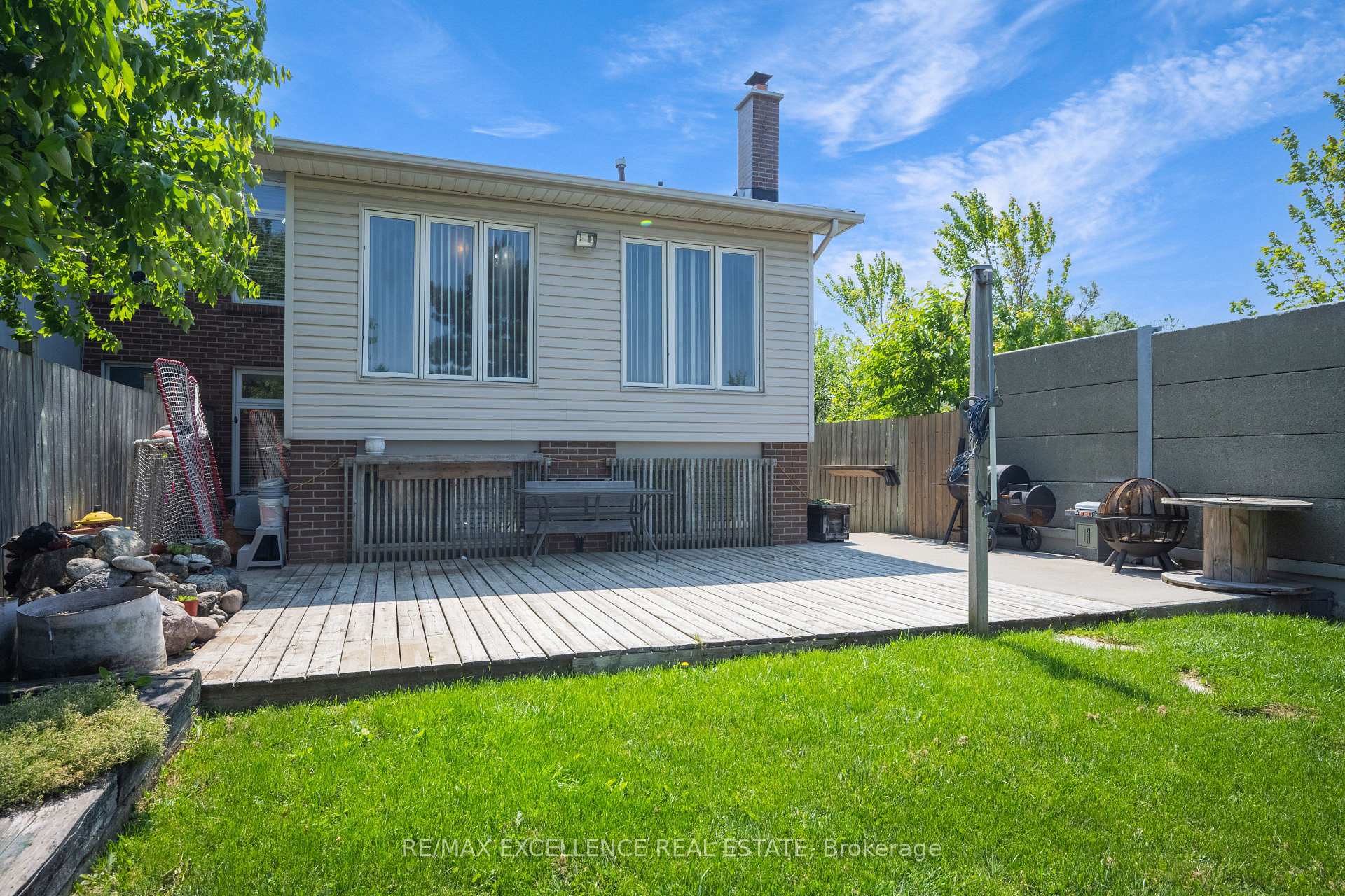 Photo 23 of 18 Carter Drive, Brampton, Brampton North — HOMEH