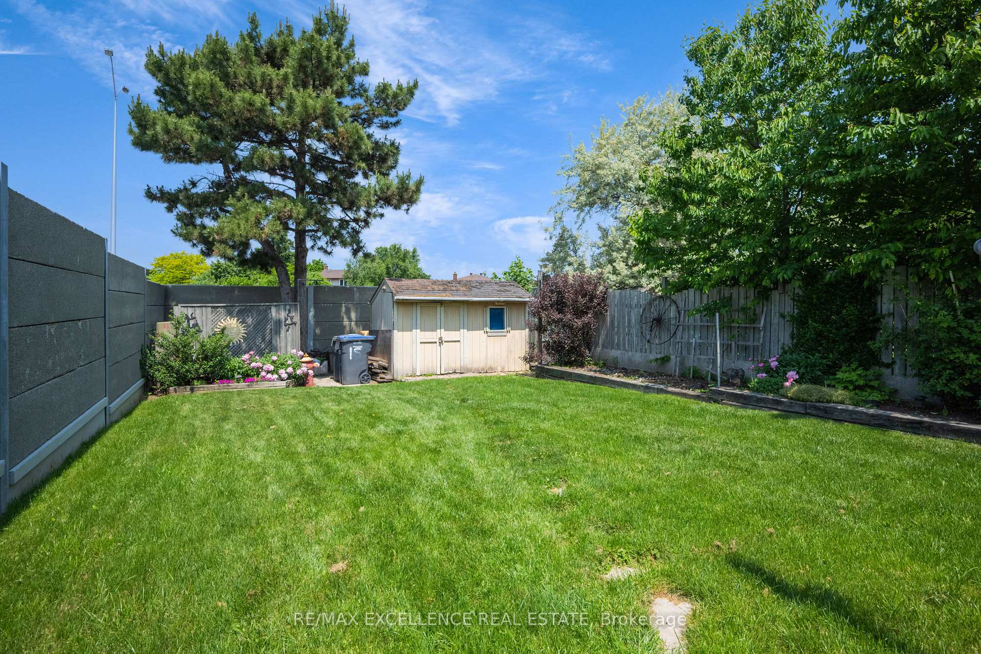 Photo 25 of 18 Carter Drive, Brampton, Brampton North — HOMEH