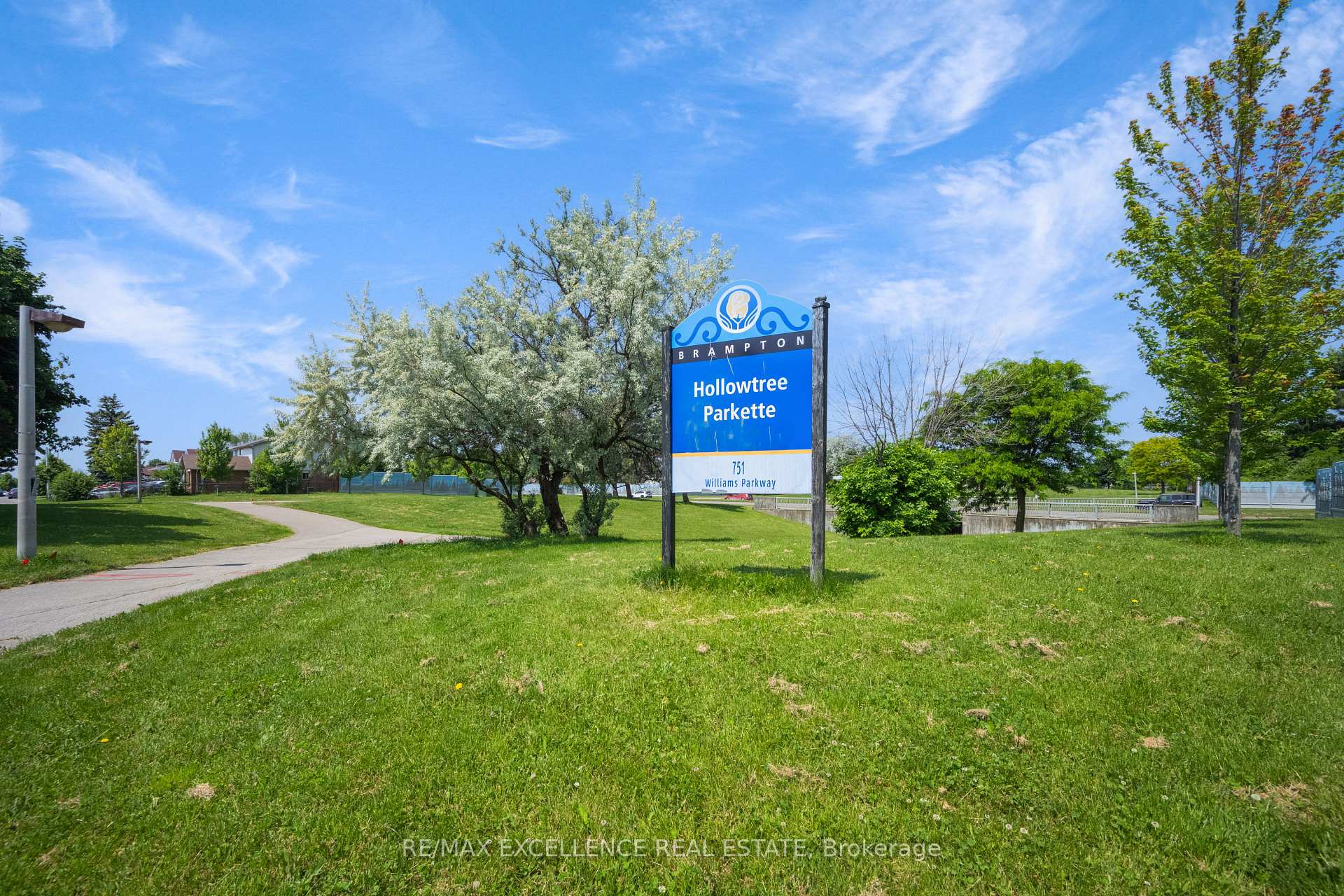 Photo 42 of 18 Carter Drive, Brampton, Brampton North — HOMEH