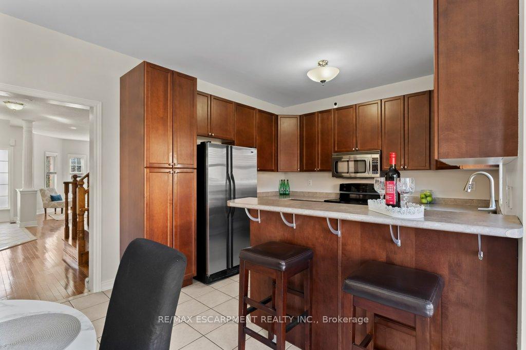 Photo 9 of 5441 Jacada Road, Burlington, Orchard — HOMEH