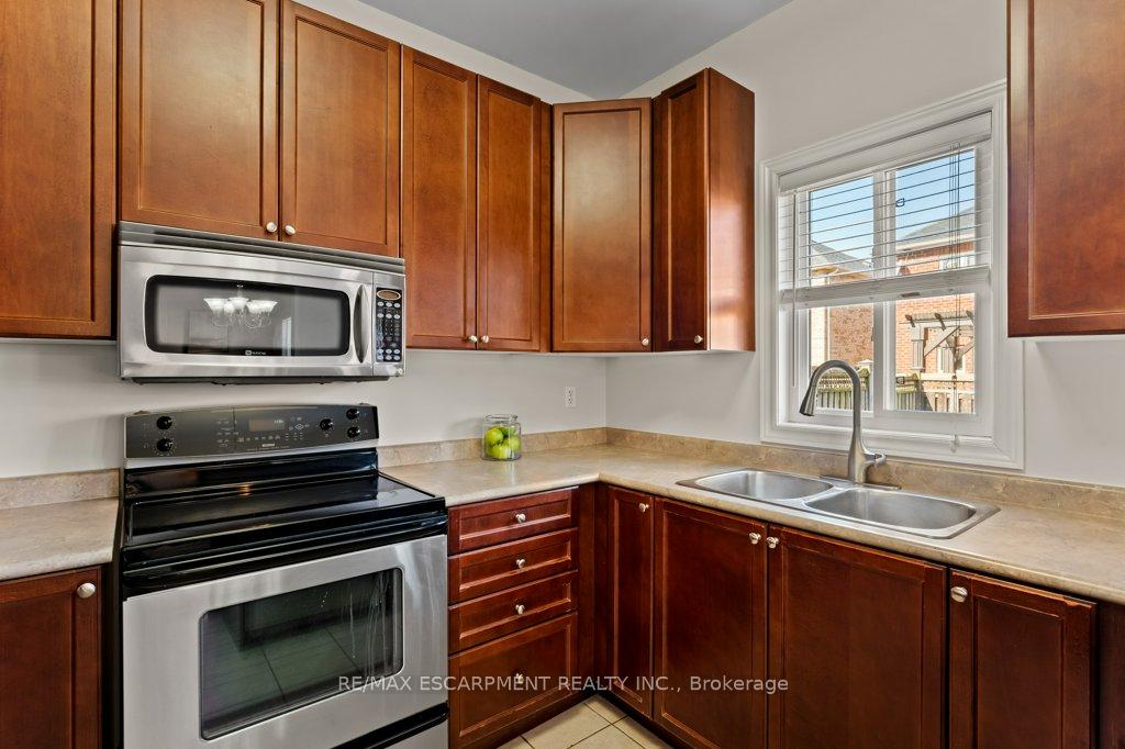 Photo 10 of 5441 Jacada Road, Burlington, Orchard — HOMEH