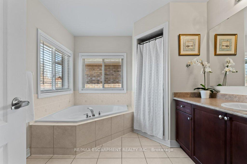 Photo 21 of 5441 Jacada Road, Burlington, Orchard — HOMEH