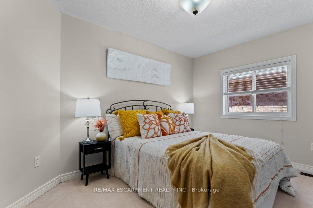 Photo 23 of 5441 Jacada Road, Burlington, Orchard — HOMEH