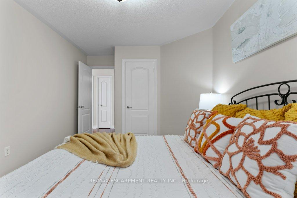 Photo 24 of 5441 Jacada Road, Burlington, Orchard — HOMEH