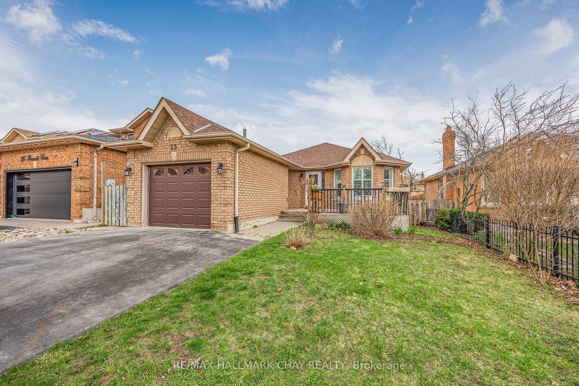 Front of 23 Grasett Crescent