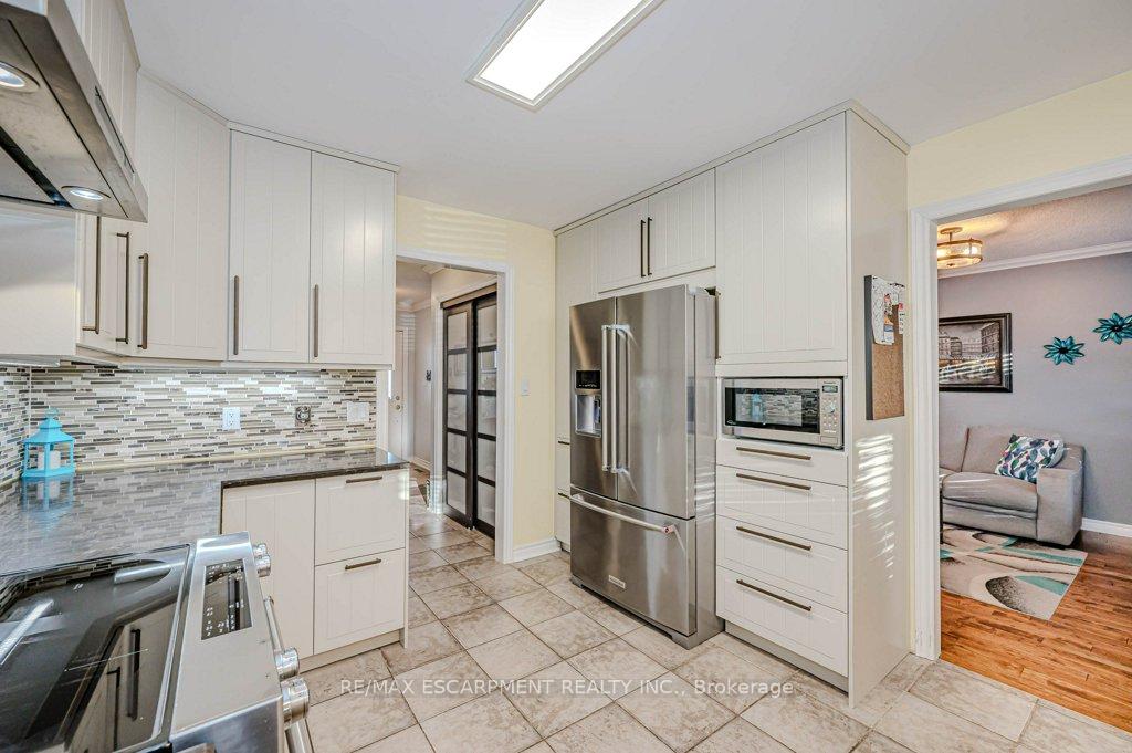 Photo 11 of 2378 Headon Road, Burlington, Headon — HOMEH
