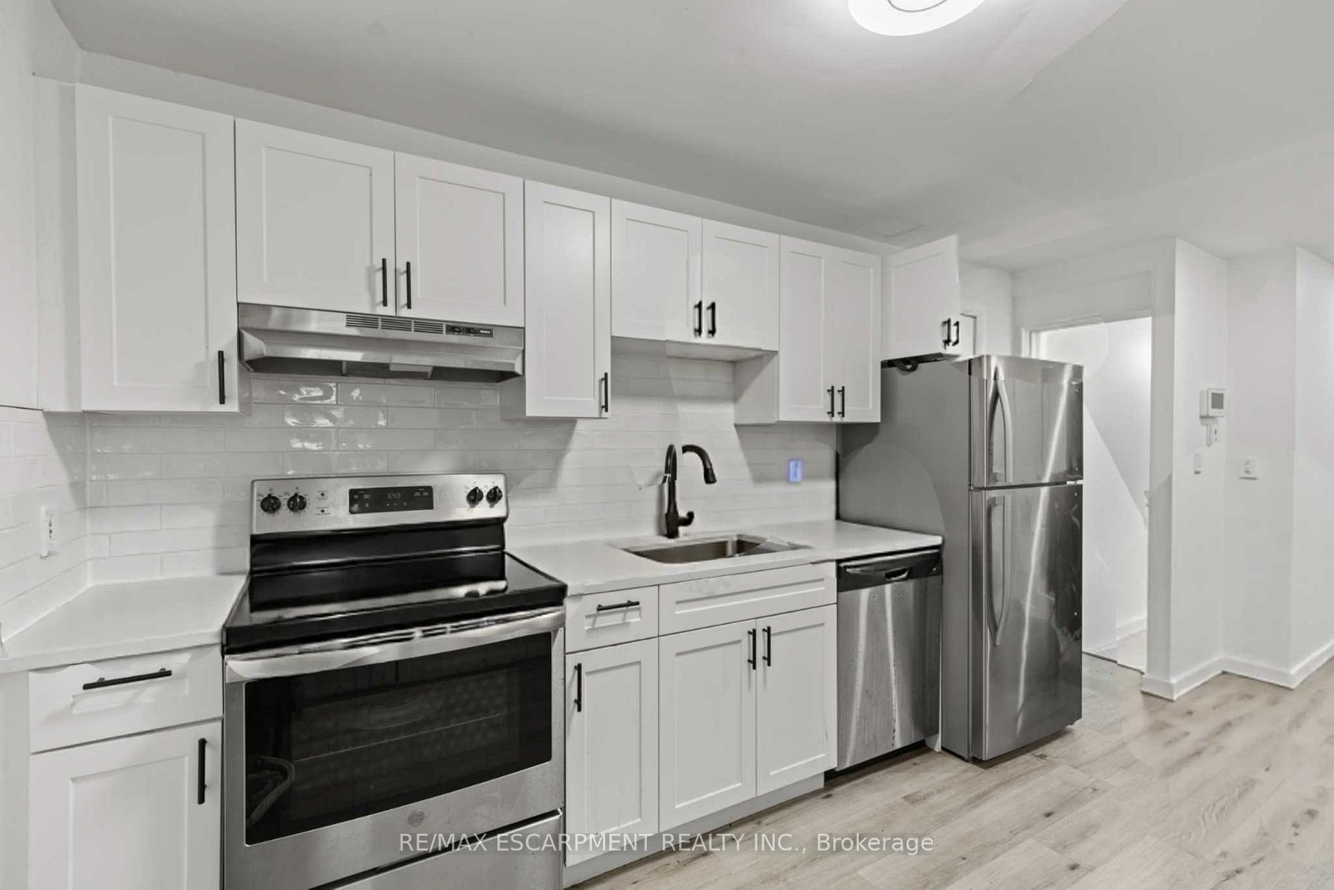 Photo 10 of 48 Locke Street S, Hamilton, Strathcona — HOMEH