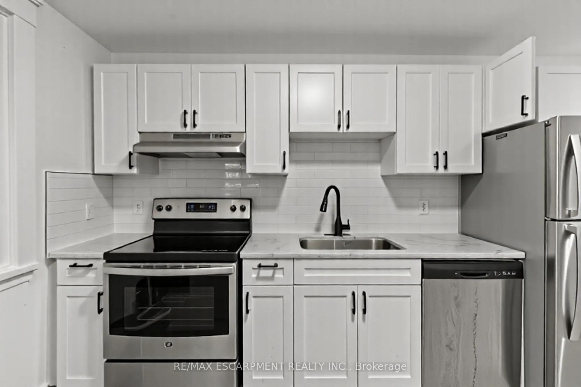 Photo 11 of 48 Locke Street S, Hamilton, Strathcona — HOMEH