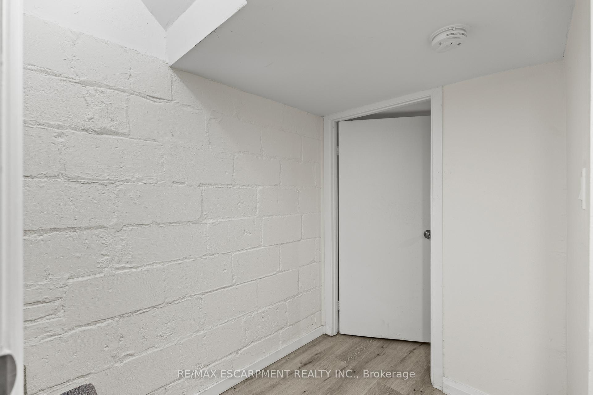 Photo 14 of 48 Locke Street S, Hamilton, Strathcona — HOMEH