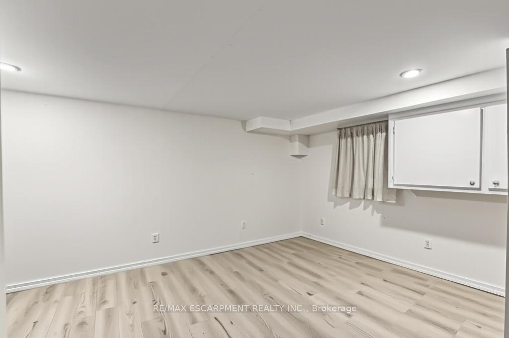 Photo 15 of 48 Locke Street S, Hamilton, Strathcona — HOMEH