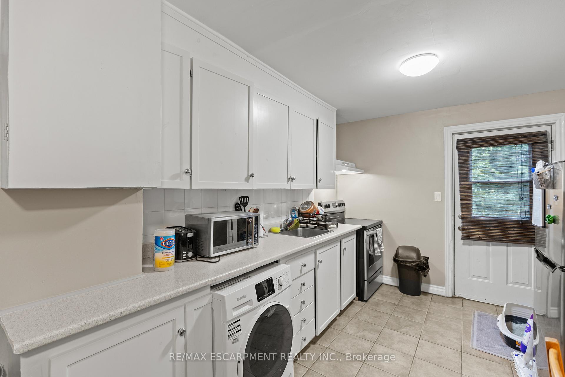 Photo 22 of 48 Locke Street S, Hamilton, Strathcona — HOMEH