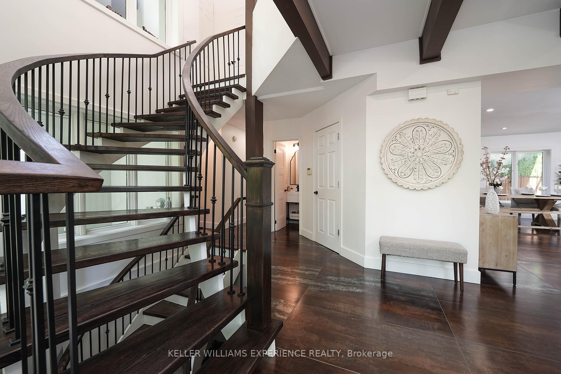 Photo 5 of 20 Highland Avenue, Barrie, Codrington — HOMEH