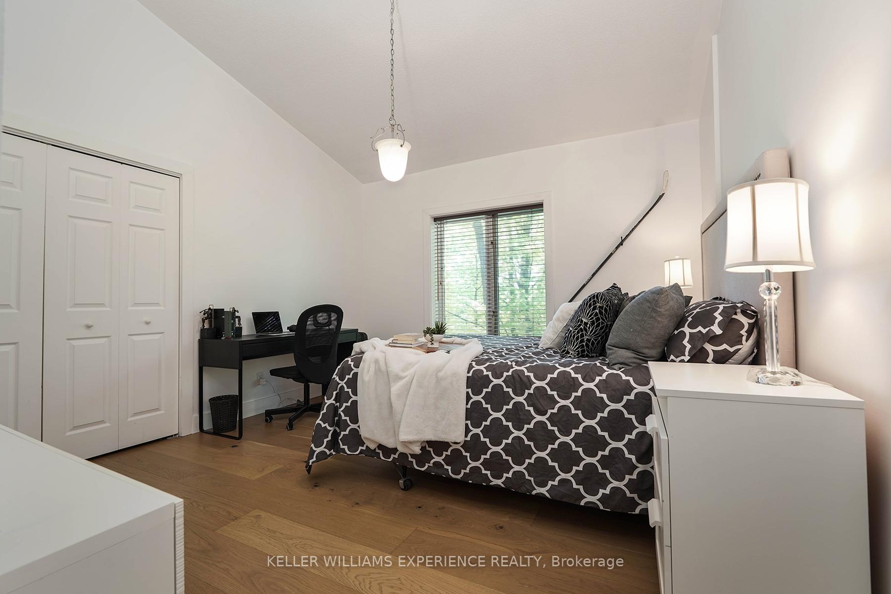 Photo 20 of 20 Highland Avenue, Barrie, Codrington — HOMEH