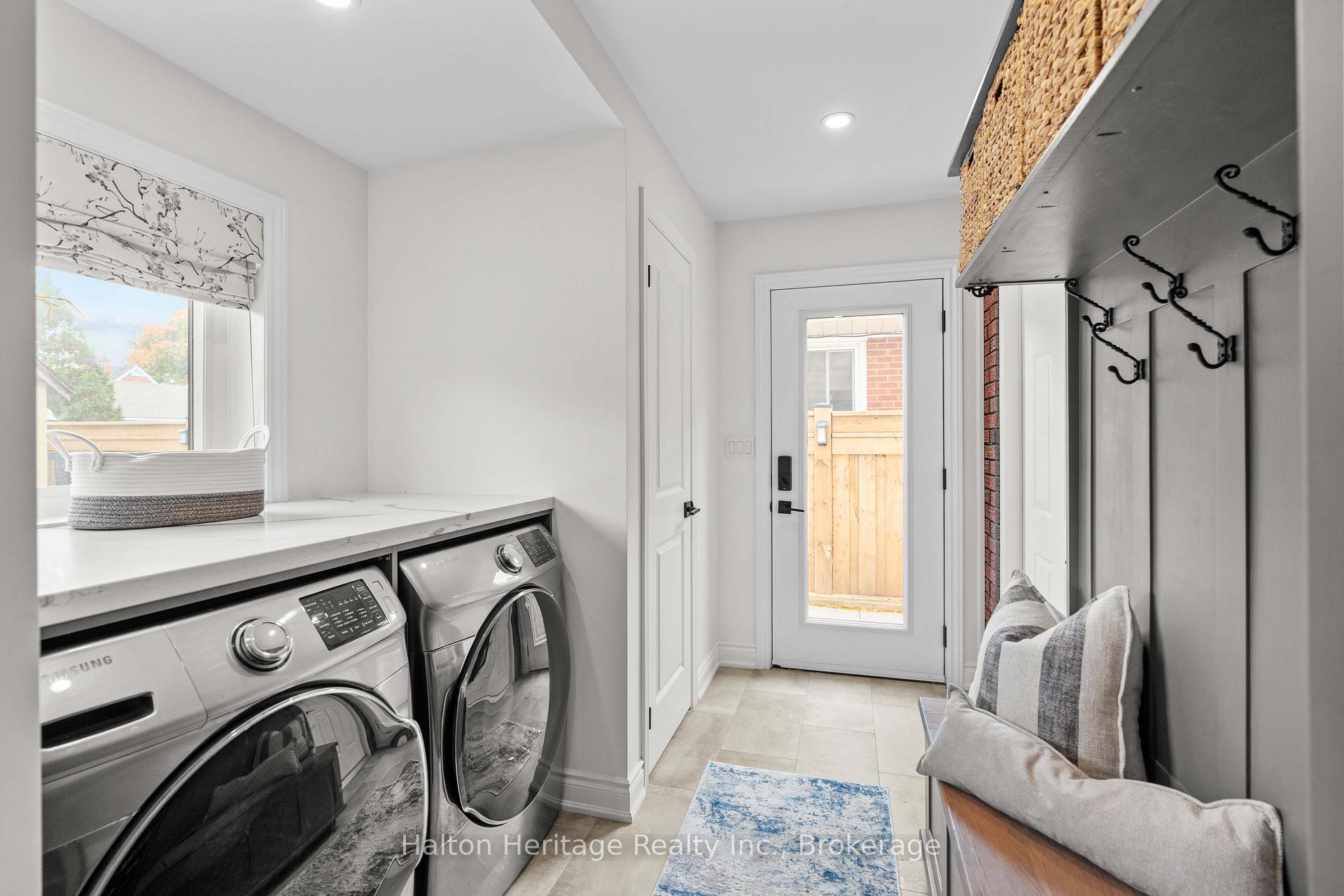 Photo 17 of 1432 Olga Drive, Burlington, Brant — HOMEH