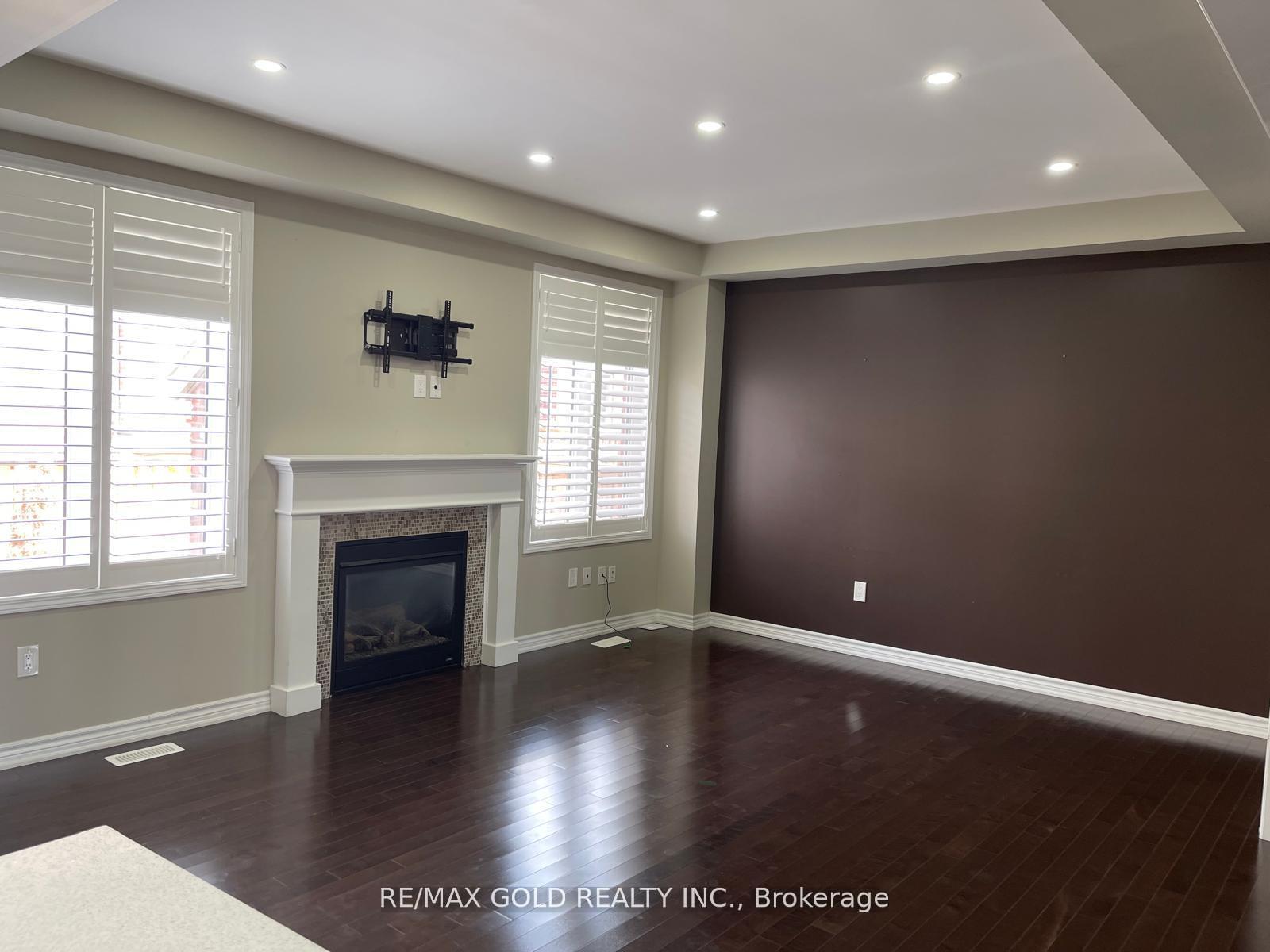 Photo 4 of Unit (Upper Portion), 100 Enford Crescent, Brampton, Northwest Brampton — HOMEH