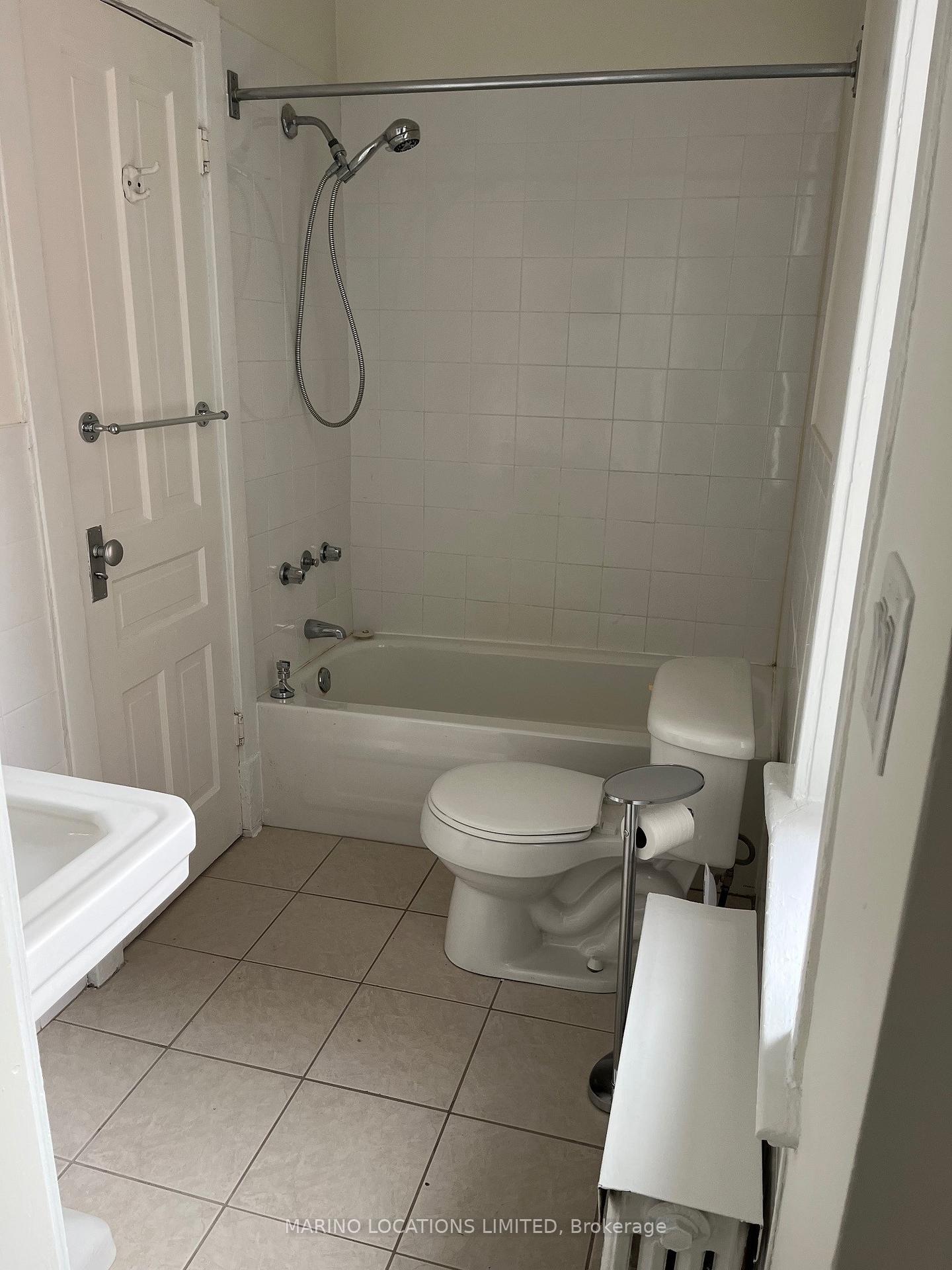 Photo 6 of Unit 3, 105 Bridge Street, Belleville, Belleville Ward — HOMEH