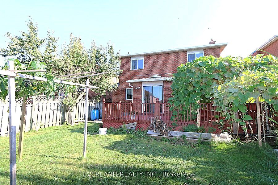Photo 43 of 87 Kyla Crescent, Markham, Milliken Mills East — HOMEH