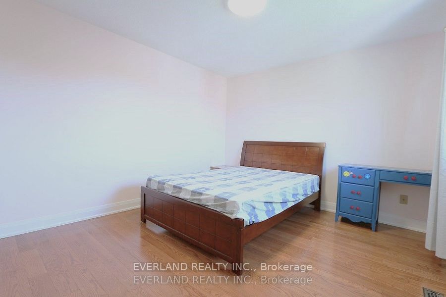 Photo 56 of 87 Kyla Crescent, Markham, Milliken Mills East — HOMEH