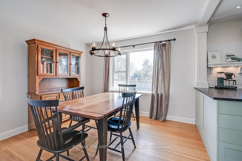 Photo 11 of 4340 Spruce Avenue, Burlington, Shoreacres — HOMEH