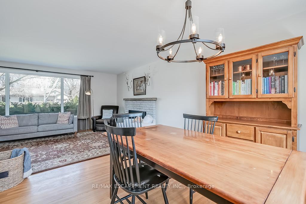 Photo 13 of 4340 Spruce Avenue, Burlington, Shoreacres — HOMEH