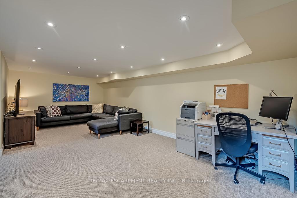 Photo 29 of 4340 Spruce Avenue, Burlington, Shoreacres — HOMEH