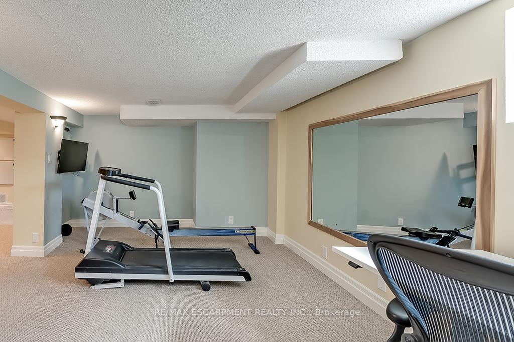 Photo 33 of 4340 Spruce Avenue, Burlington, Shoreacres — HOMEH