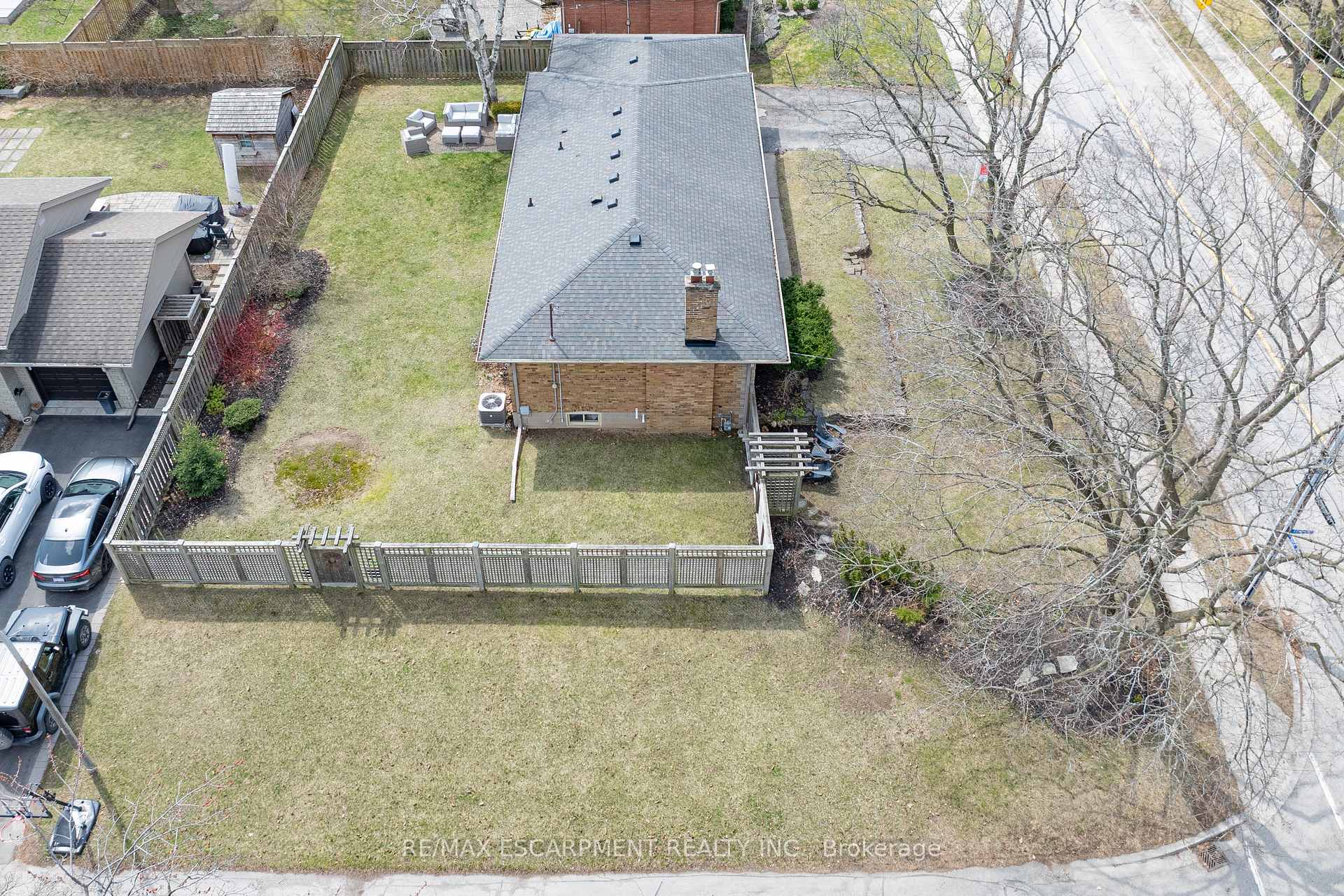 Photo 40 of 4340 Spruce Avenue, Burlington, Shoreacres — HOMEH