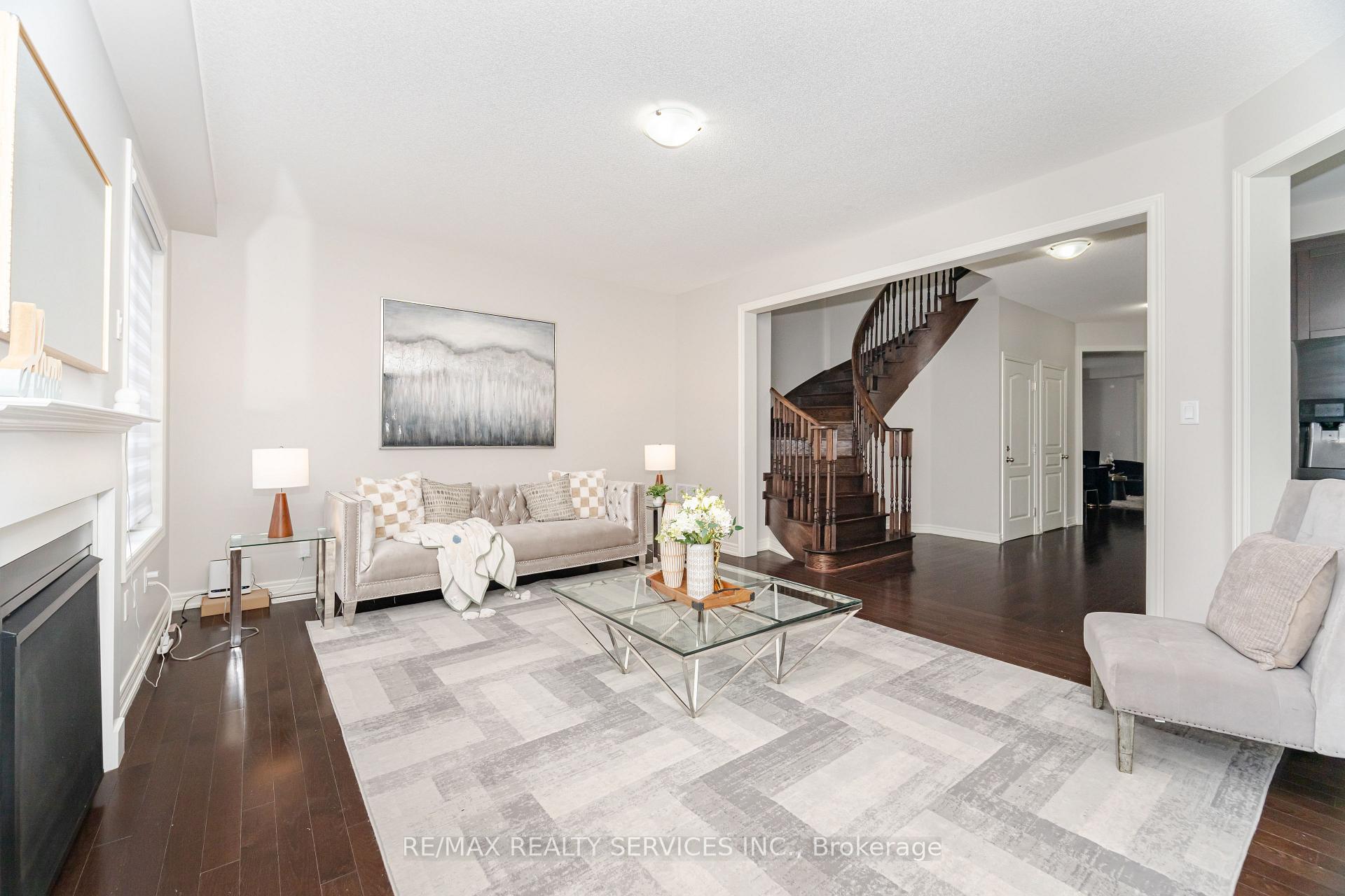 Photo 32 of 17 Goderich Drive, Brampton, Northwest Brampton — HOMEH