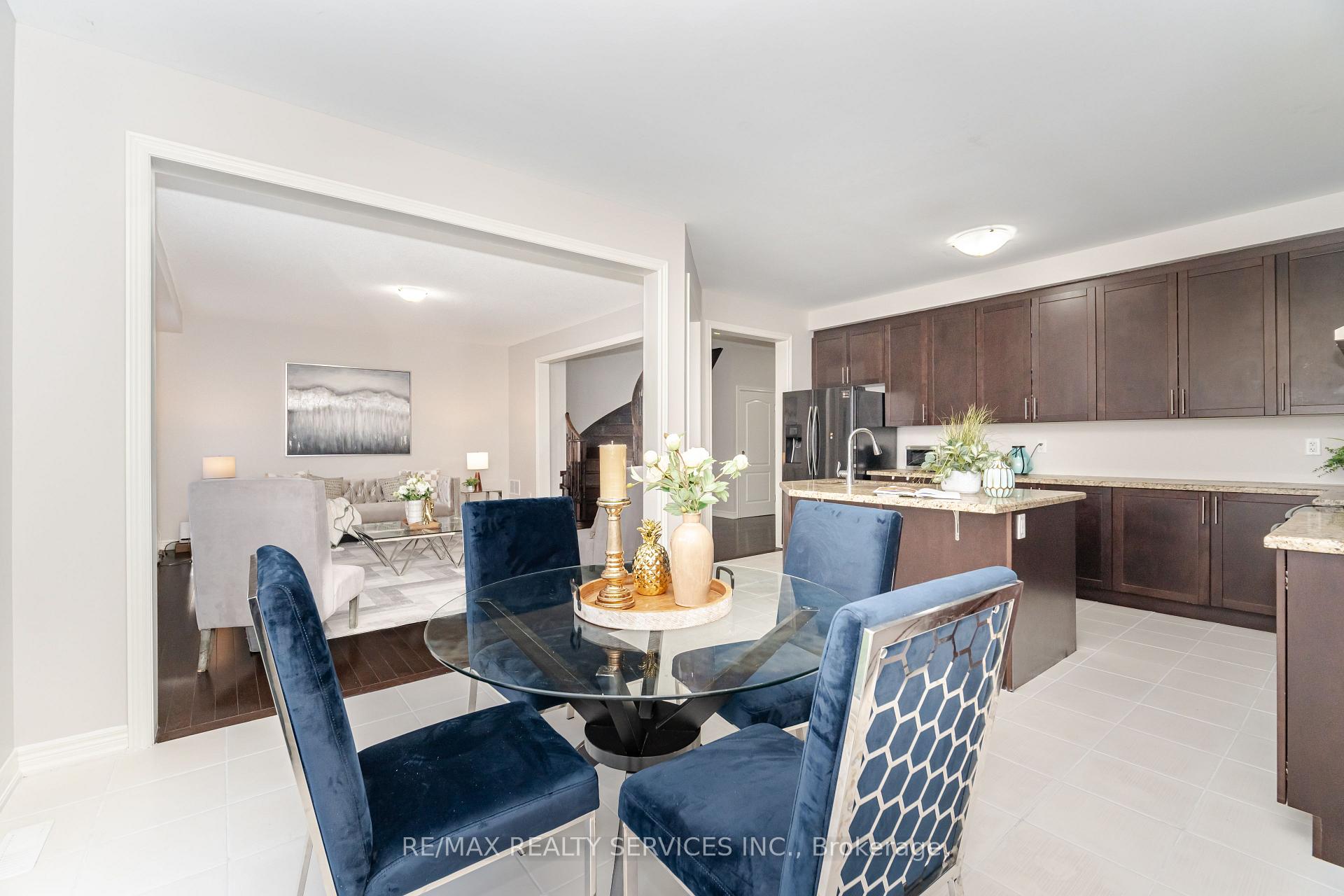 Photo 24 of 17 Goderich Drive, Brampton, Northwest Brampton — HOMEH
