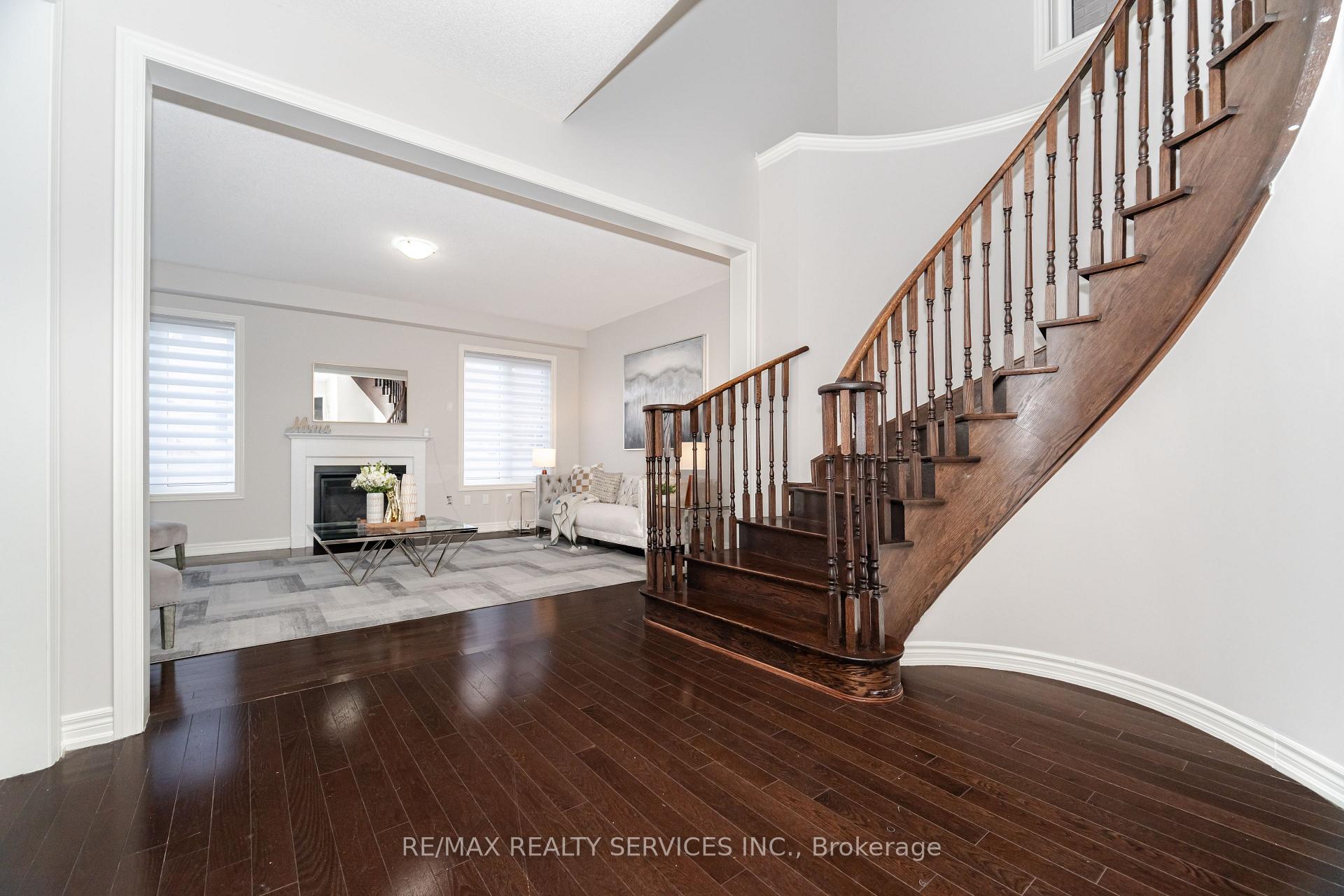 Photo 39 of 17 Goderich Drive, Brampton, Northwest Brampton — HOMEH