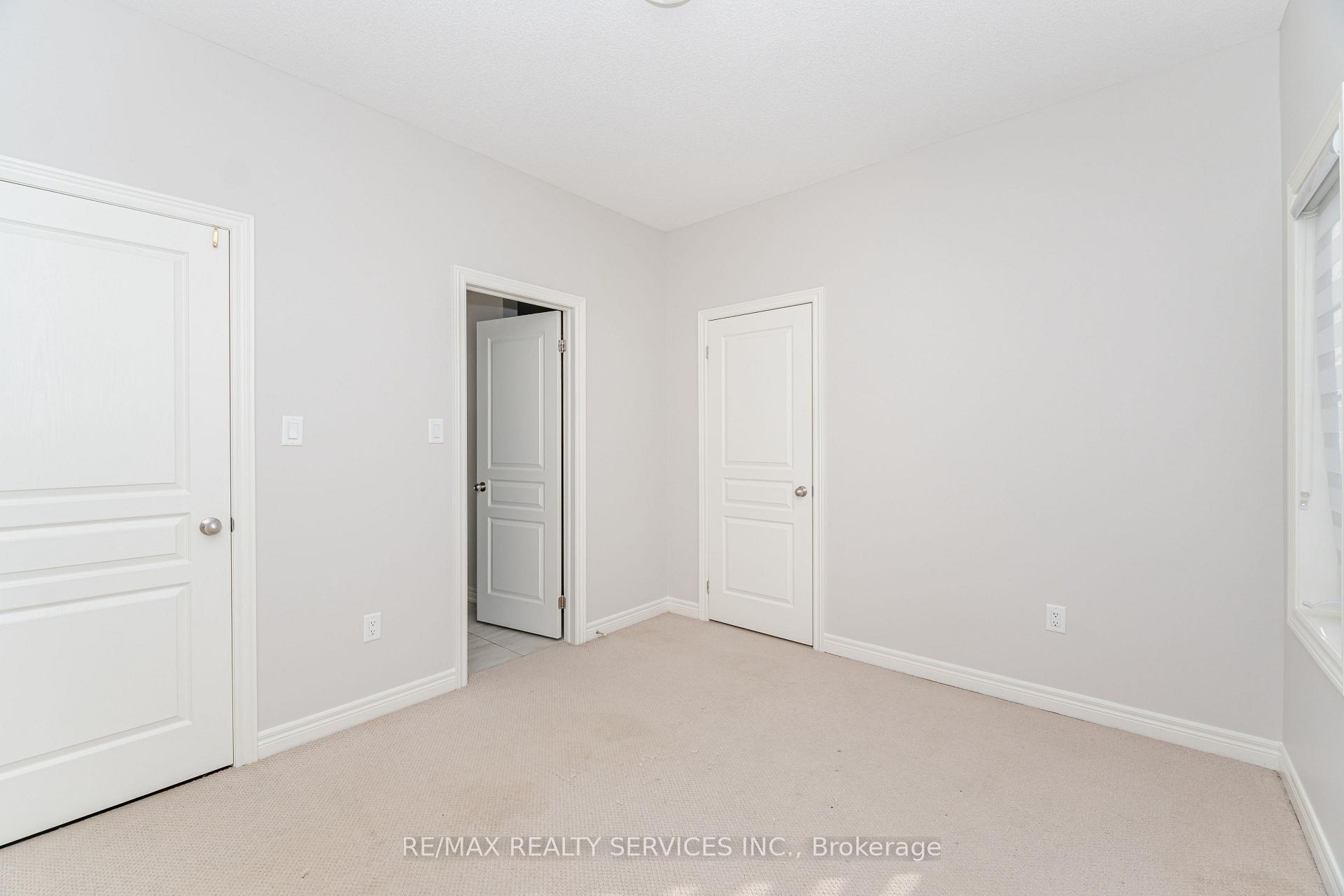 Photo 18 of 17 Goderich Drive, Brampton, Northwest Brampton — HOMEH