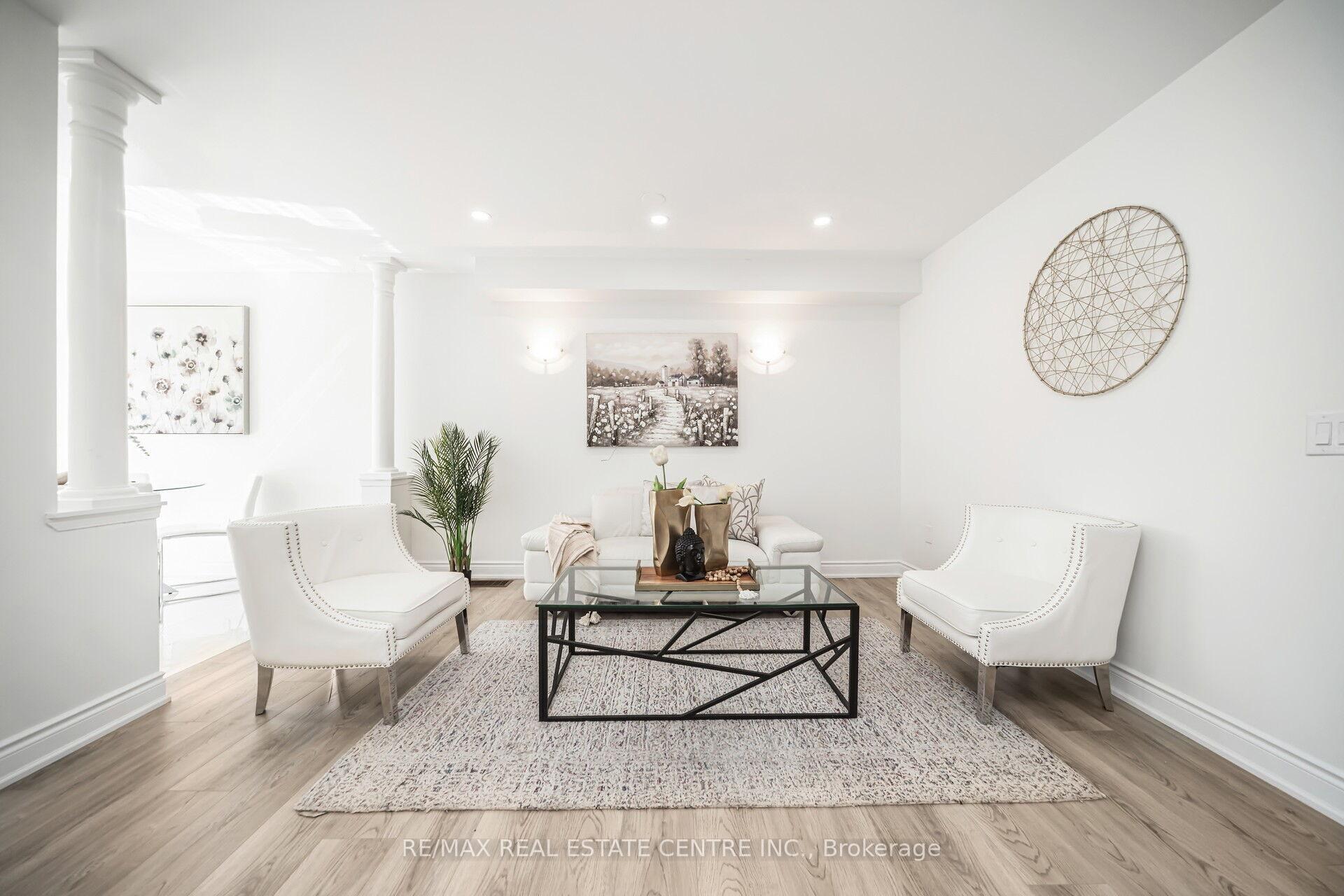 Photo 17 of 126 Sandyshores Drive, Brampton, Sandringham-Wellington — HOMEH