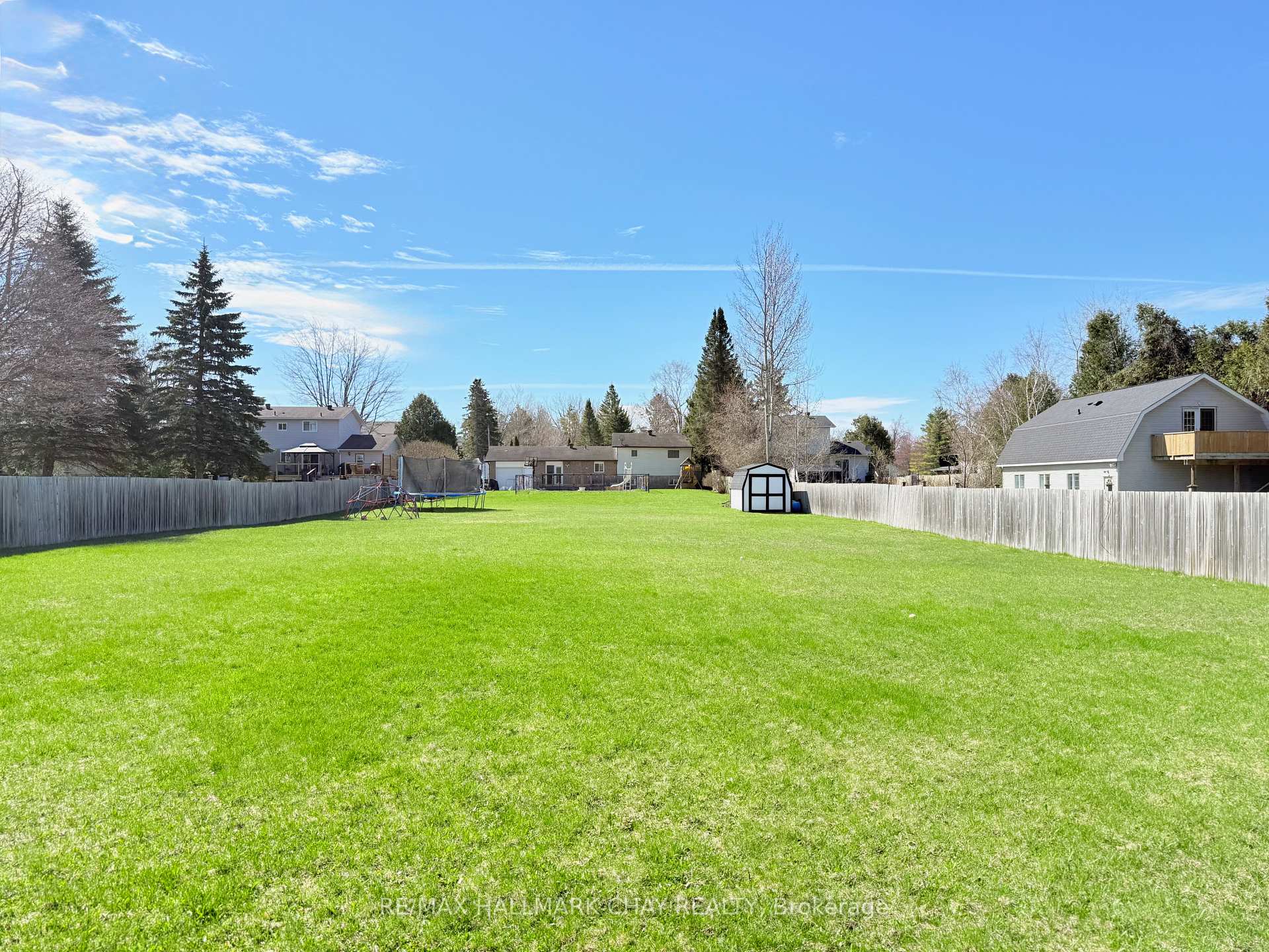 Photo 6 of 209 Phillips Street, Barrie, Ardagh — HOMEH