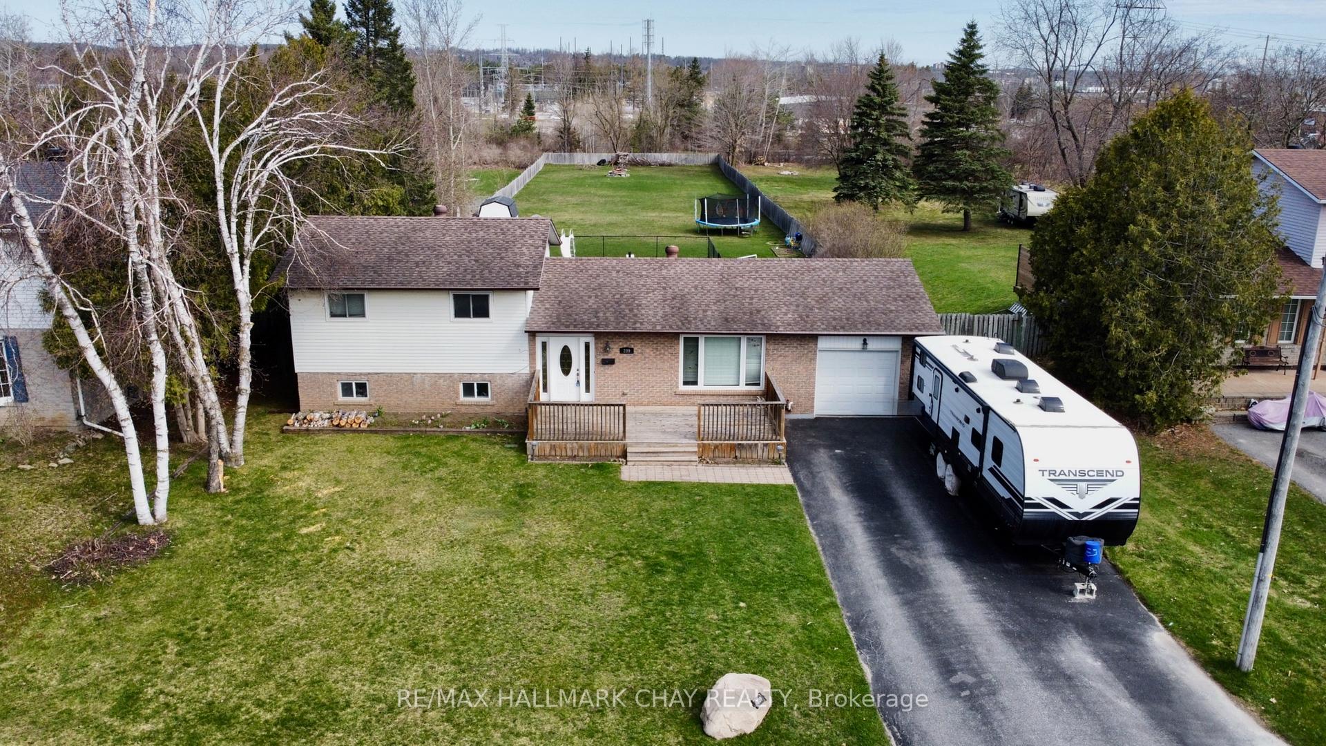 Photo 7 of 209 Phillips Street, Barrie, Ardagh — HOMEH