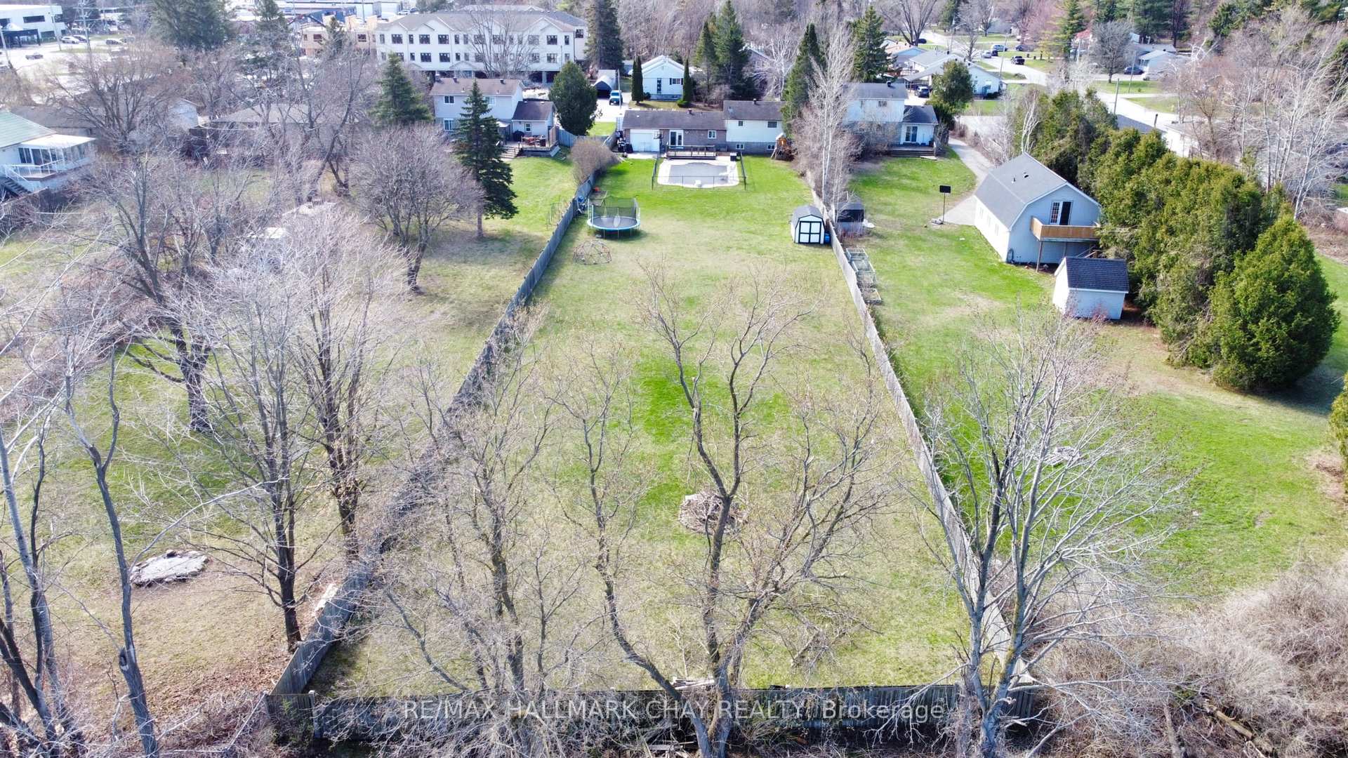 Photo 12 of 209 Phillips Street, Barrie, Ardagh — HOMEH