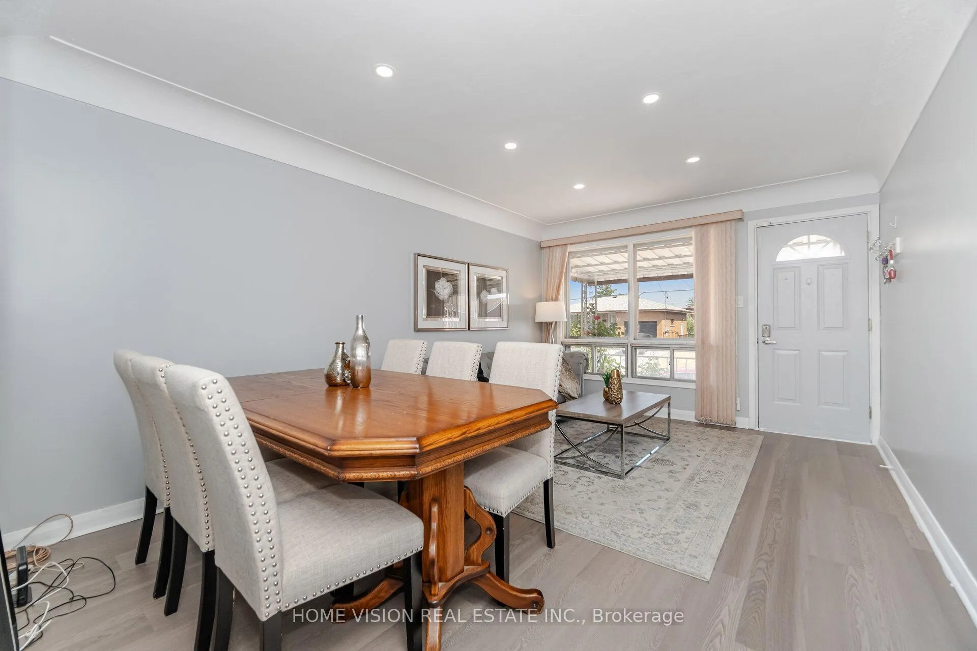 Photo 9 of 15 Adair Avenue N, Hamilton, McQuesten — HOMEH