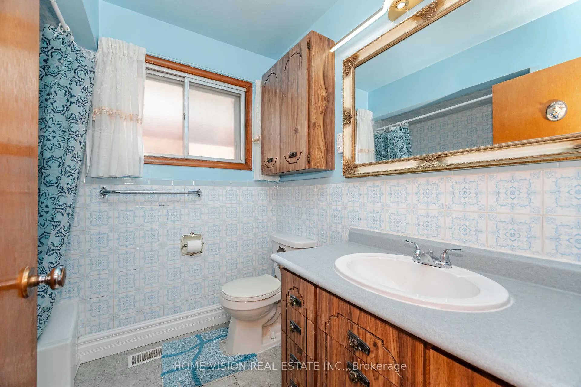 Photo 17 of 15 Adair Avenue N, Hamilton, McQuesten — HOMEH