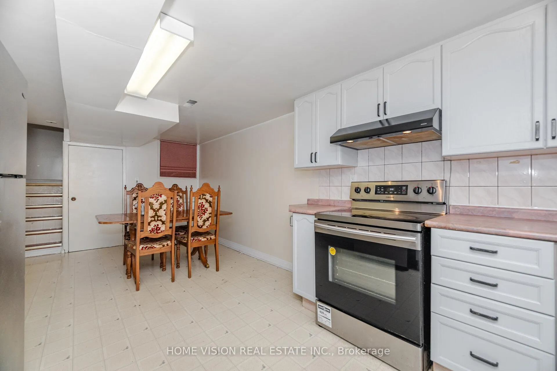 Photo 25 of 15 Adair Avenue N, Hamilton, McQuesten — HOMEH