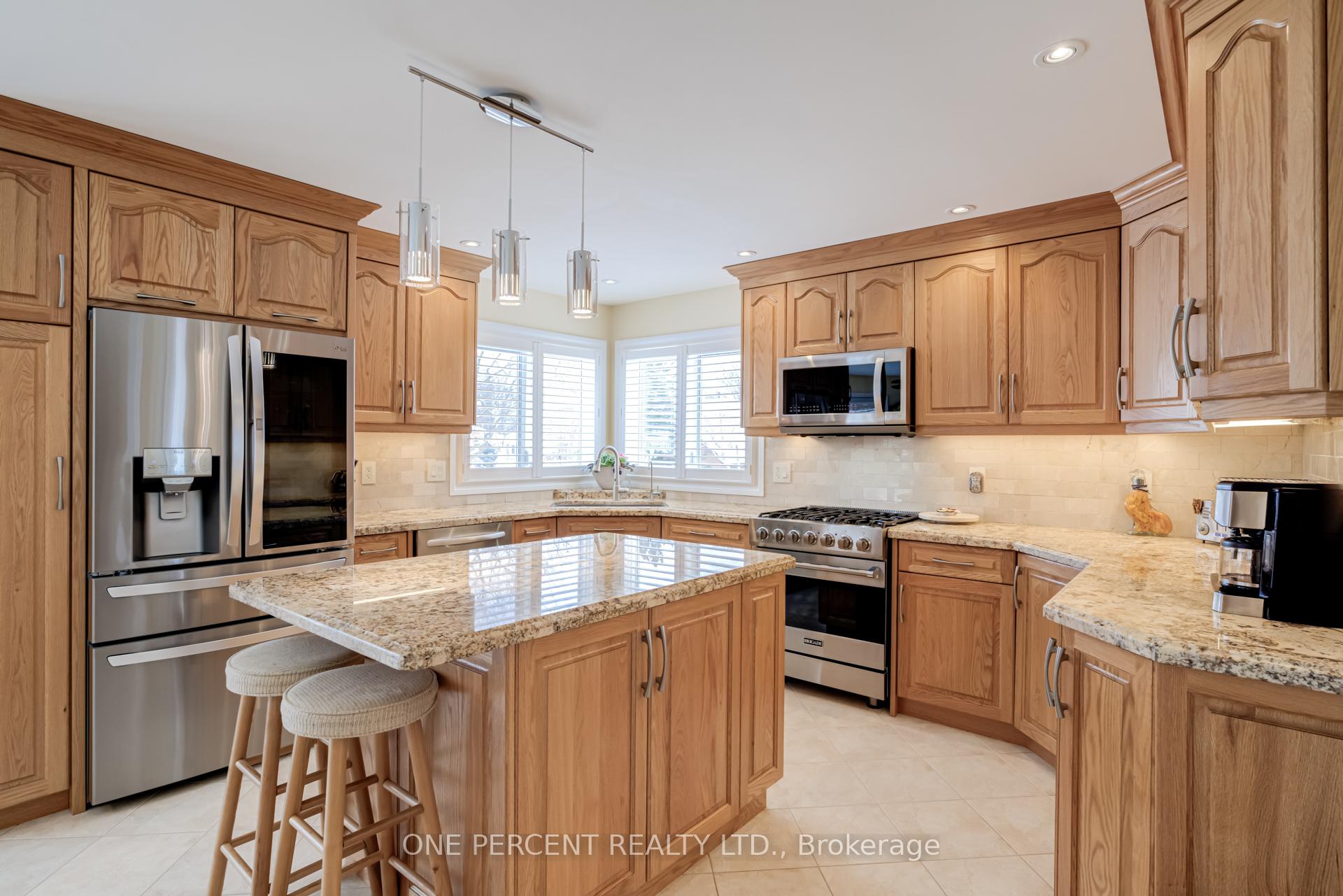 Photo 7 of 2301 Homer Drive, Burlington, Tyandaga — HOMEH