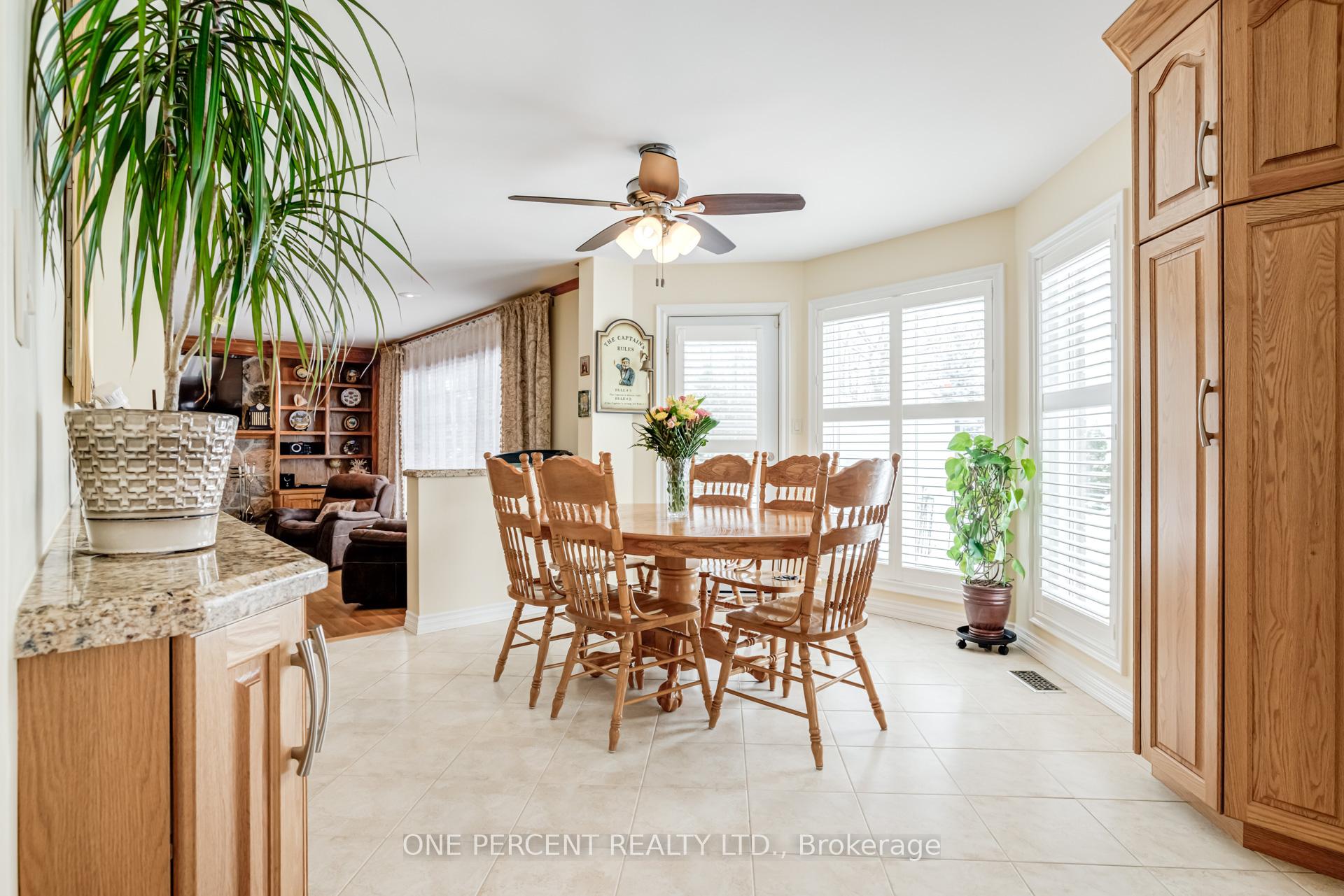 Photo 10 of 2301 Homer Drive, Burlington, Tyandaga — HOMEH