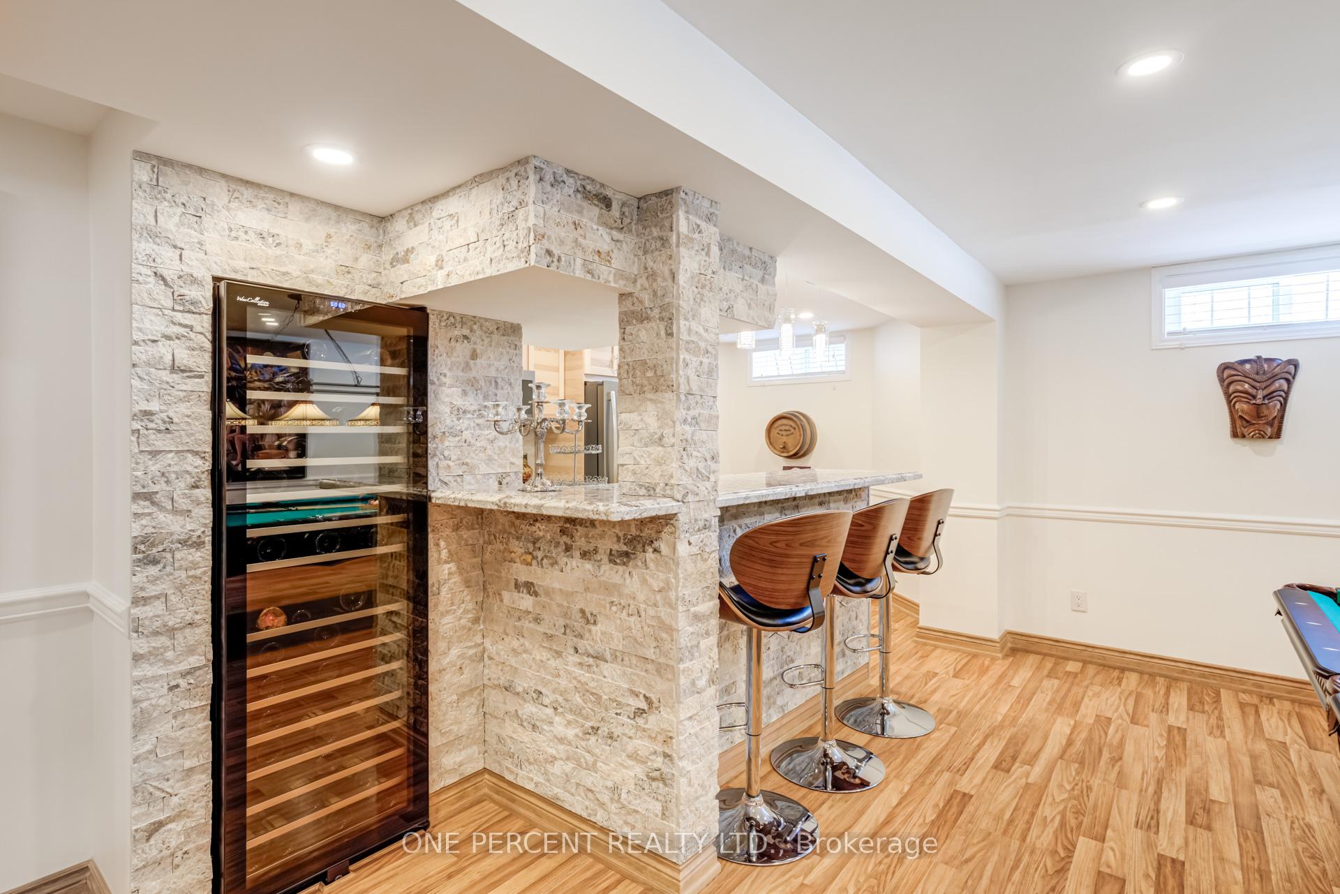 Photo 22 of 2301 Homer Drive, Burlington, Tyandaga — HOMEH