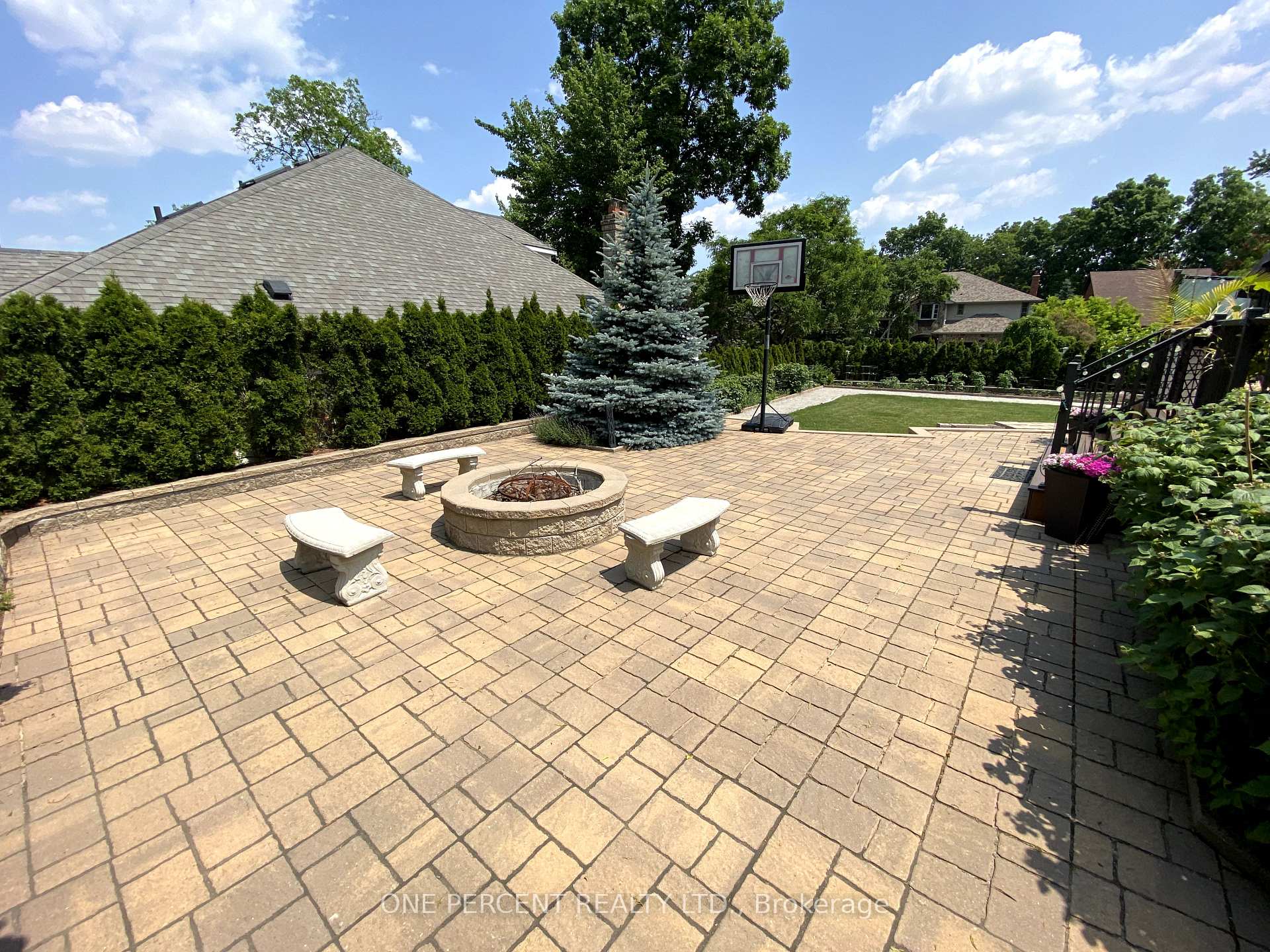Photo 33 of 2301 Homer Drive, Burlington, Tyandaga — HOMEH