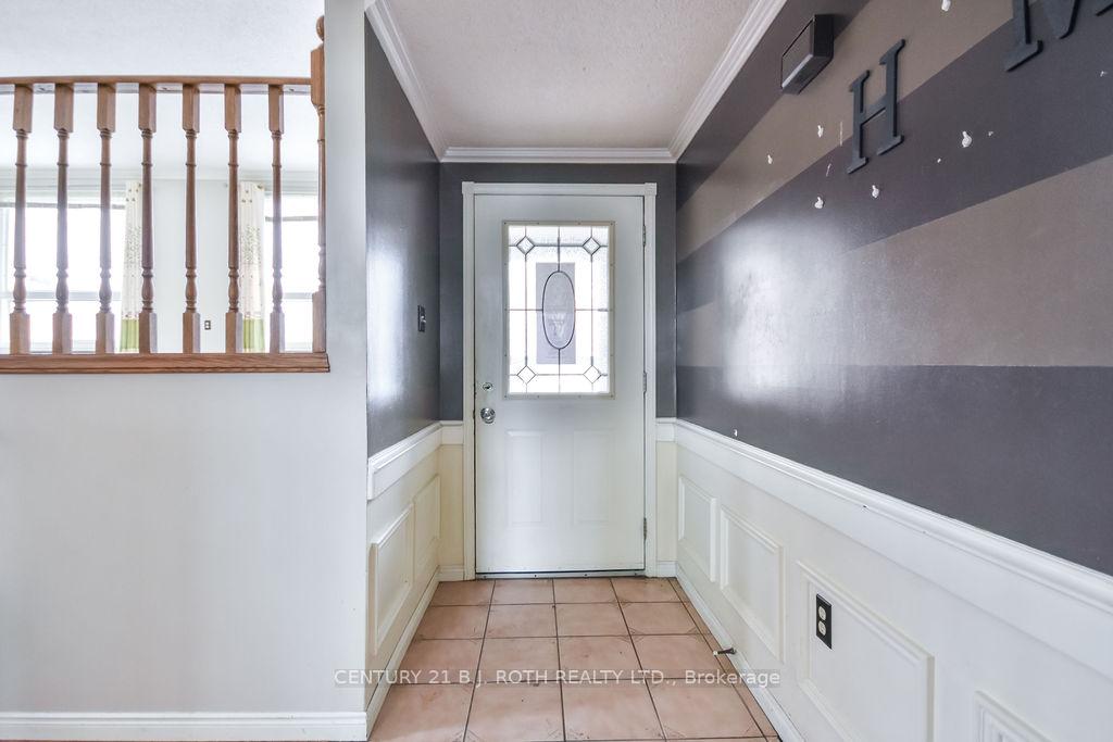 Photo 5 of 21 Wells Crescent, Barrie, Sunnidale — HOMEH