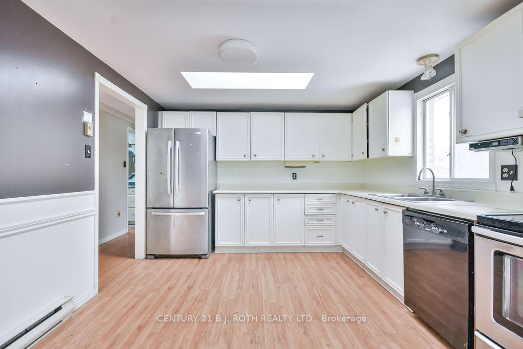 Photo 14 of 21 Wells Crescent, Barrie, Sunnidale — HOMEH