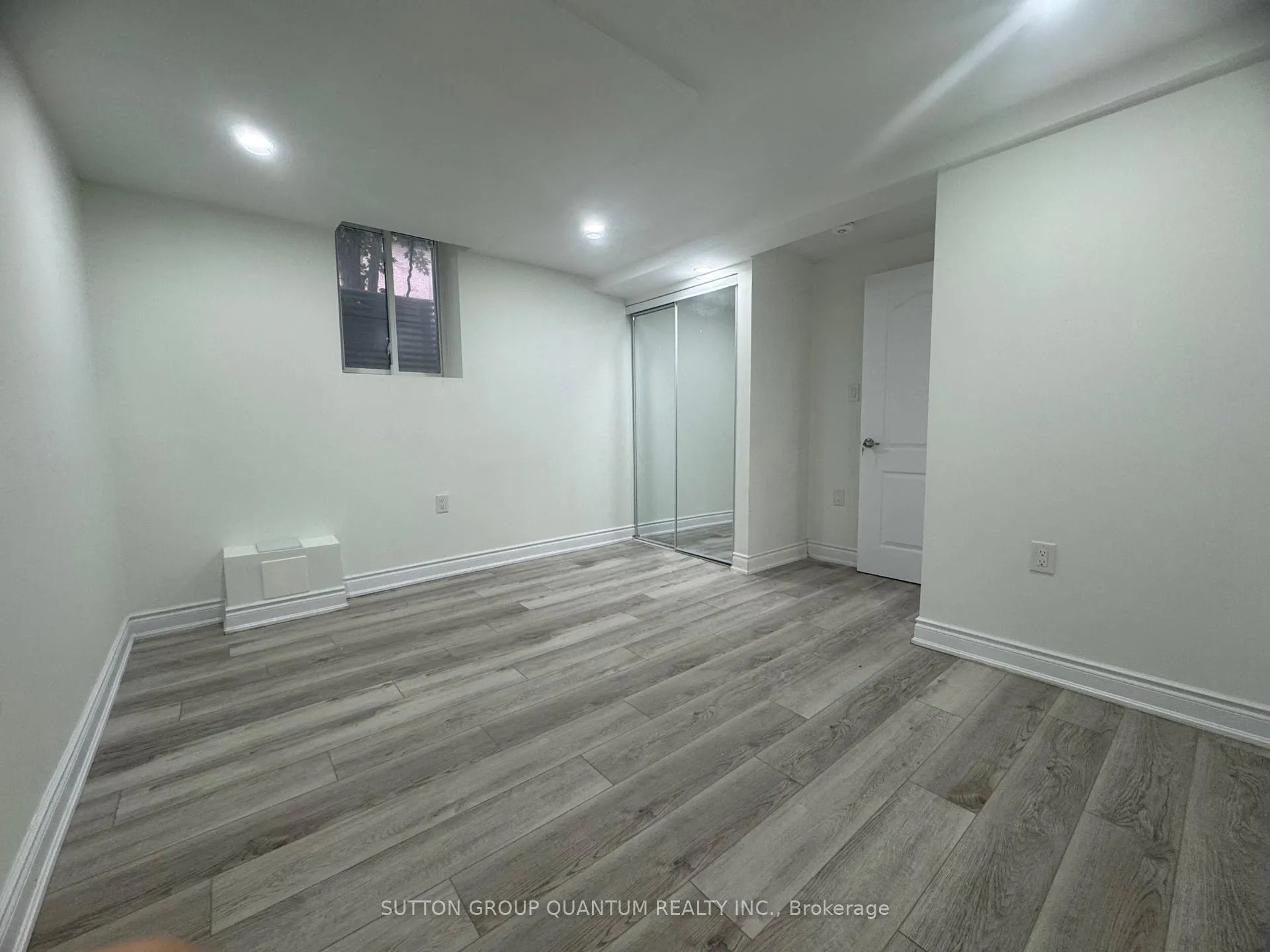 Photo 11 of Unit Basement, 136 Atkins Circle, Brampton, Northwood Park — HOMEH